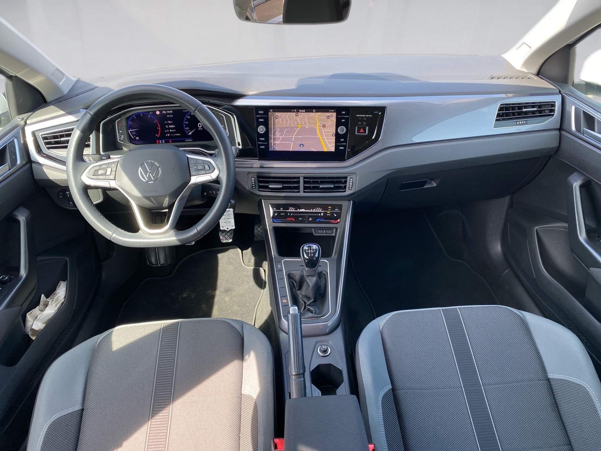 Polo 1.0 TSI Style Matrix Navi PDC SHZ 2xKlima
