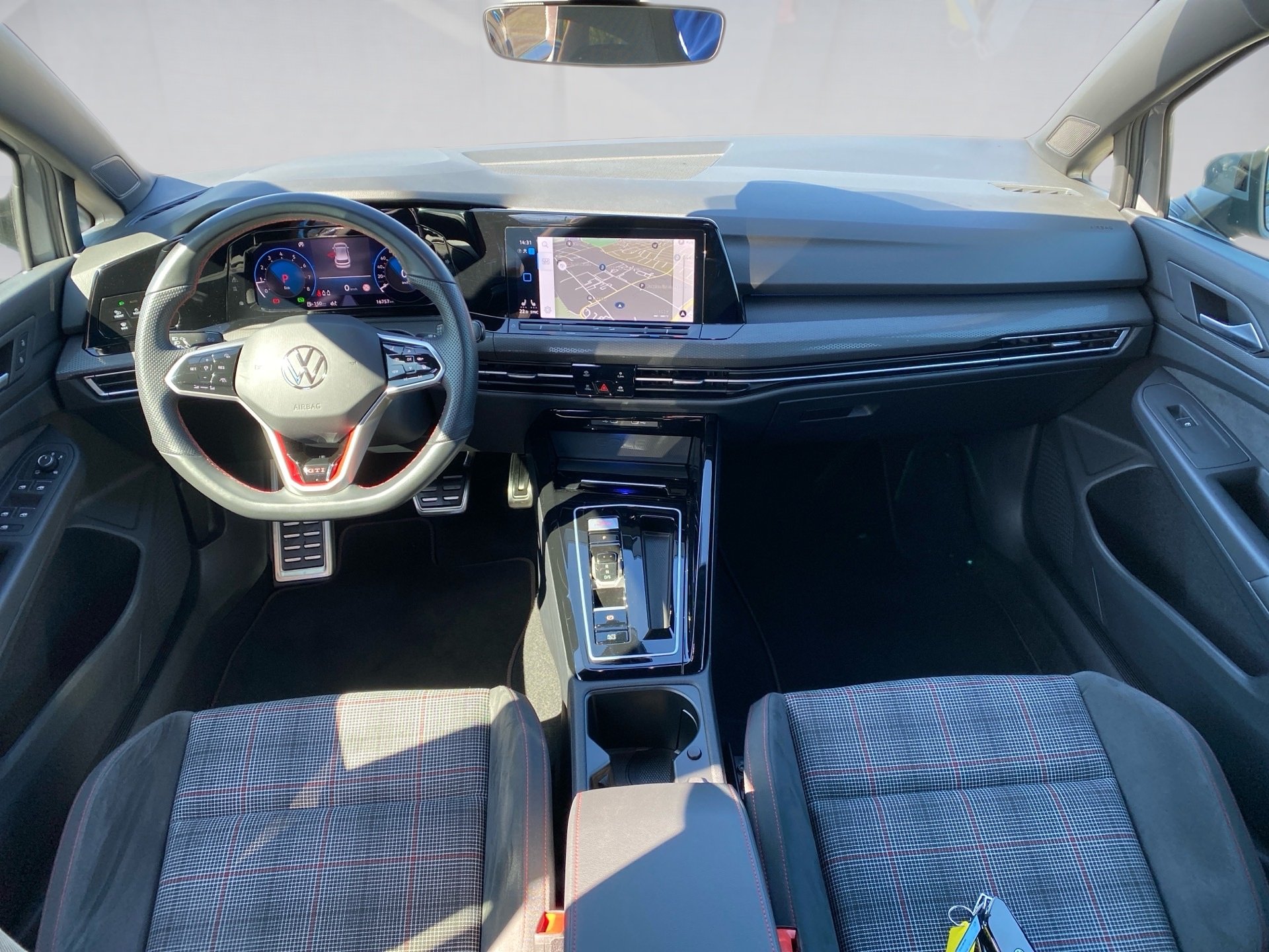 Golf VIII GTI 2.0 TSI DSG LED Navi ACC AHK RFK