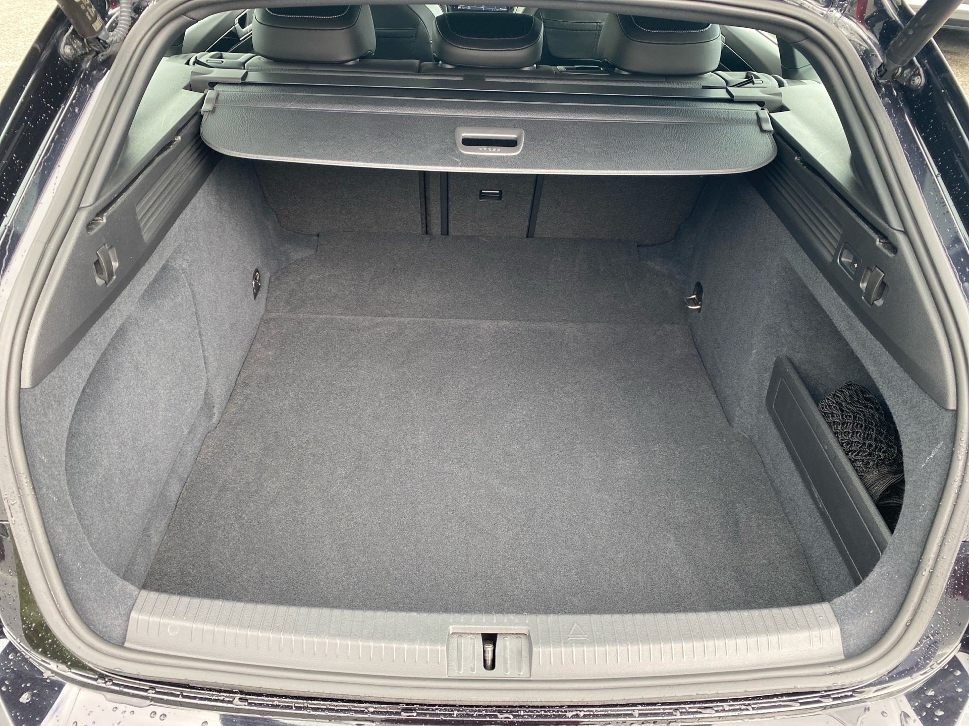 Arteon Shooting Brake 2.0 TSI 4M DSG R-Line AHK Pano Leder Standhzg.