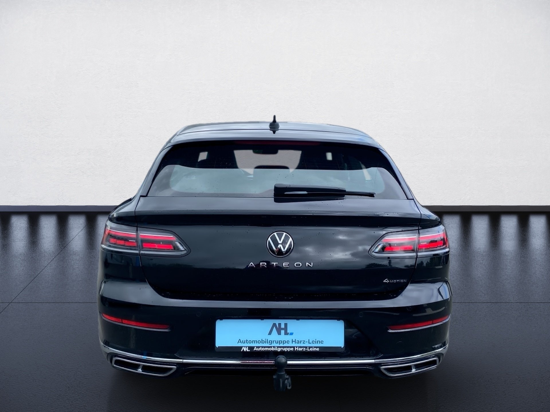 Arteon Shooting Brake 2.0 TSI 4M DSG R-Line AHK Pano Leder Standhzg.