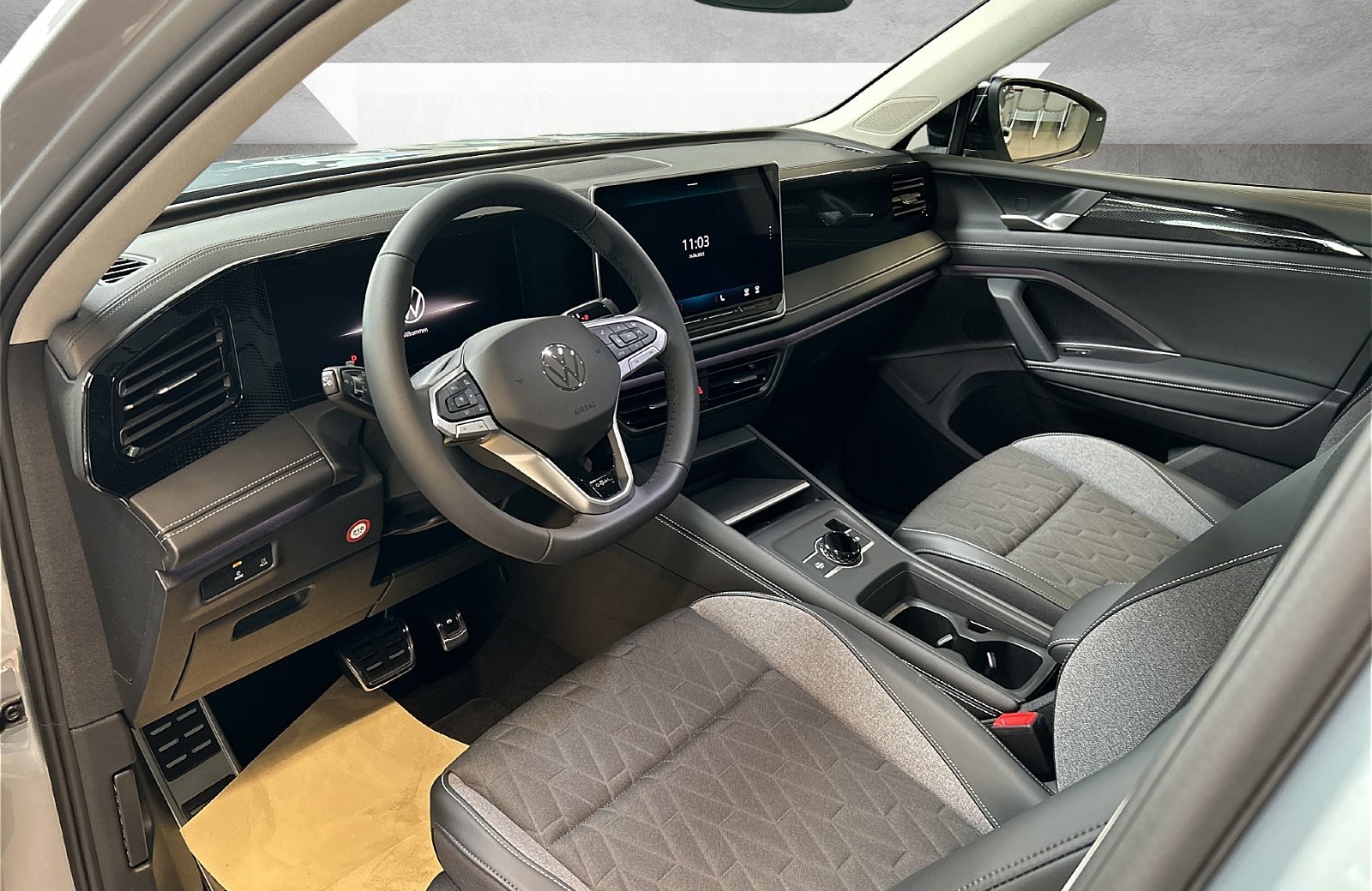 Tiguan Life 1.5 l eTSI DSG 360 ACC AHK AUT