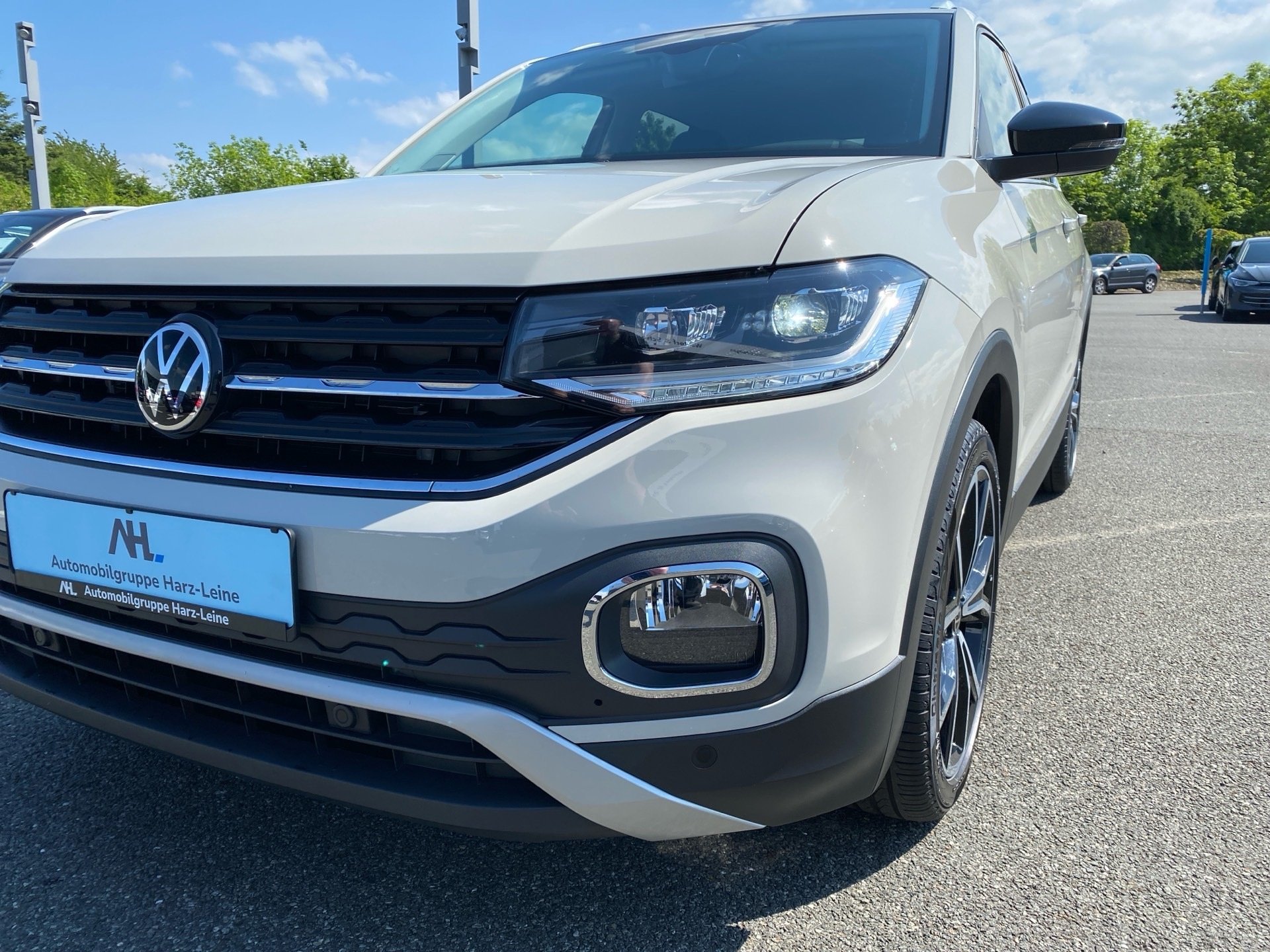 T-Cross 1.0 TSI Style LED Navi RFK PDC SHZ Kam.
