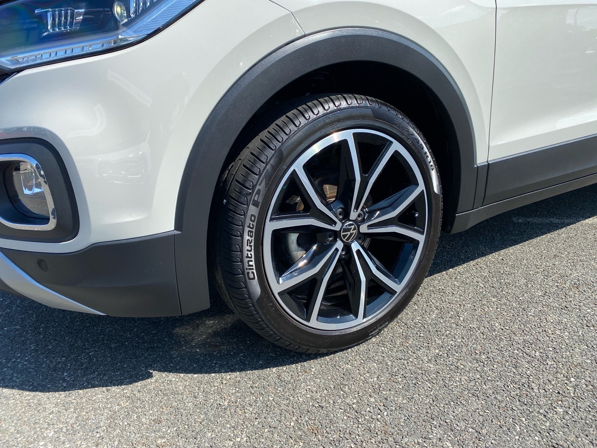 T-Cross 1.0 TSI Style LED Navi RFK PDC SHZ Kam.