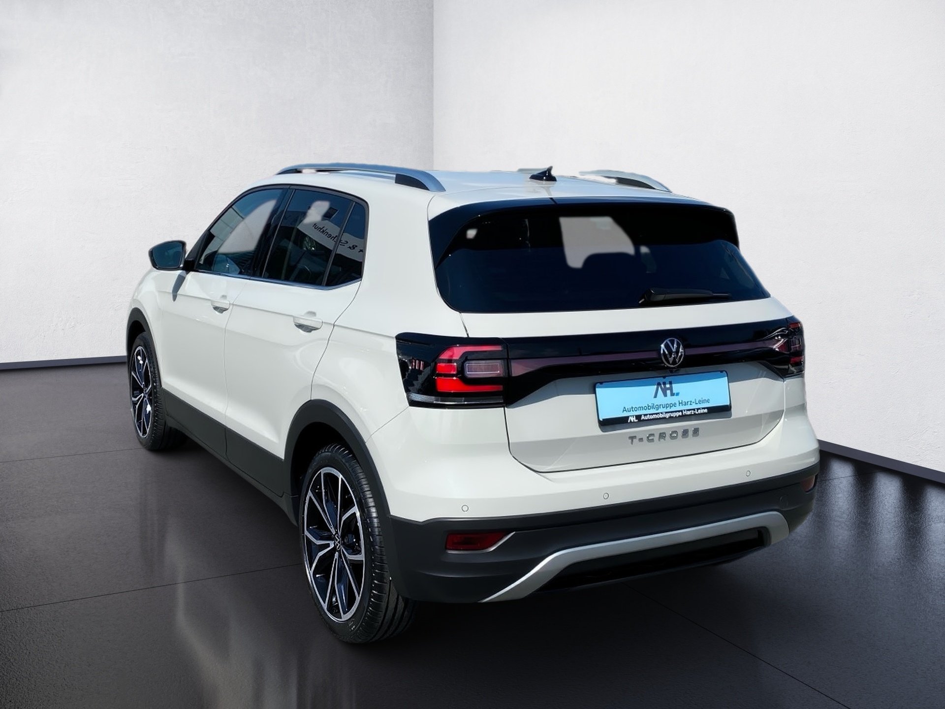 T-Cross 1.0 TSI Style LED Navi RFK PDC SHZ Kam.