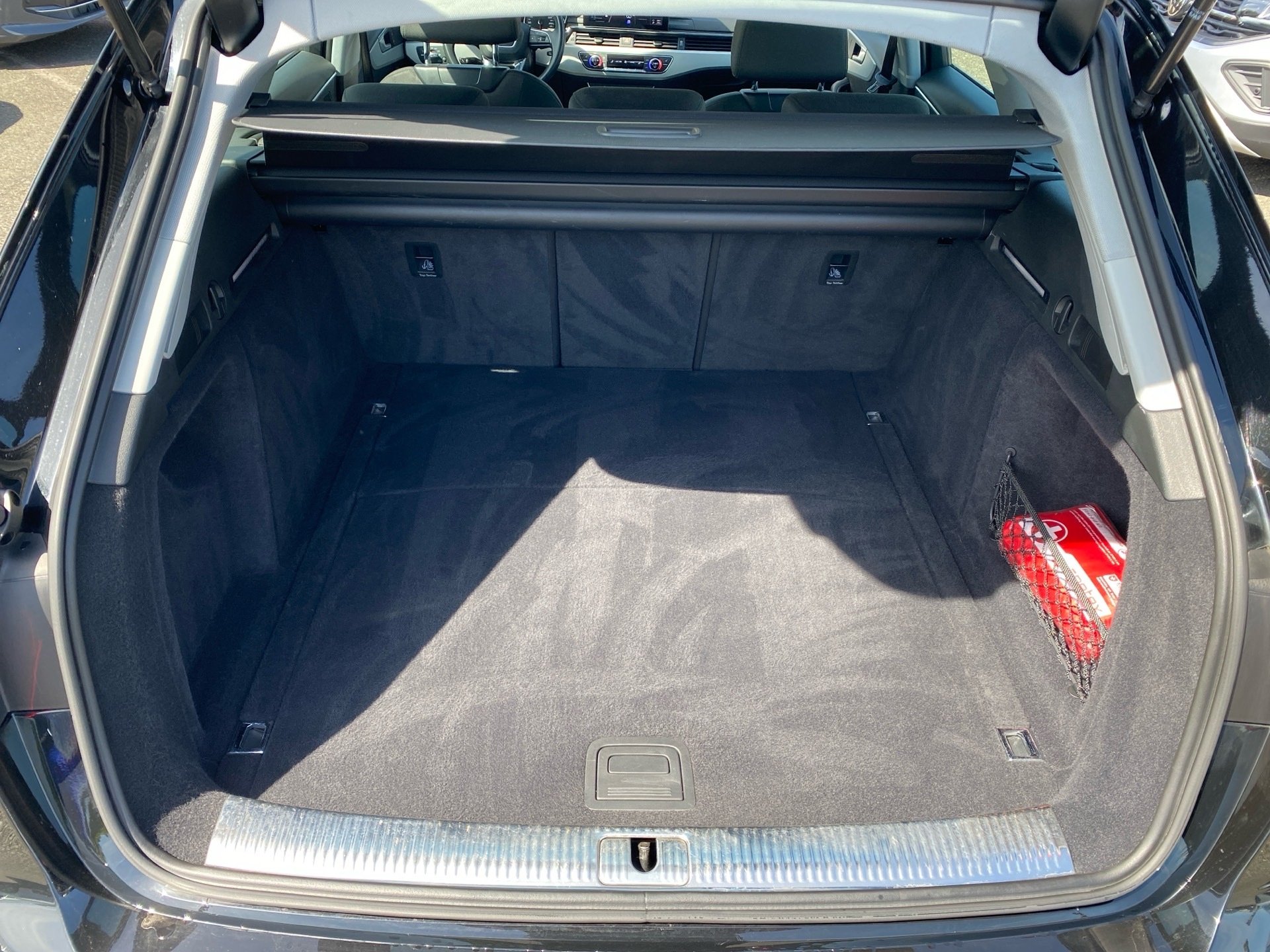 A4 Avant 35 TDI S line S-tronic LED Navi ACC PDC