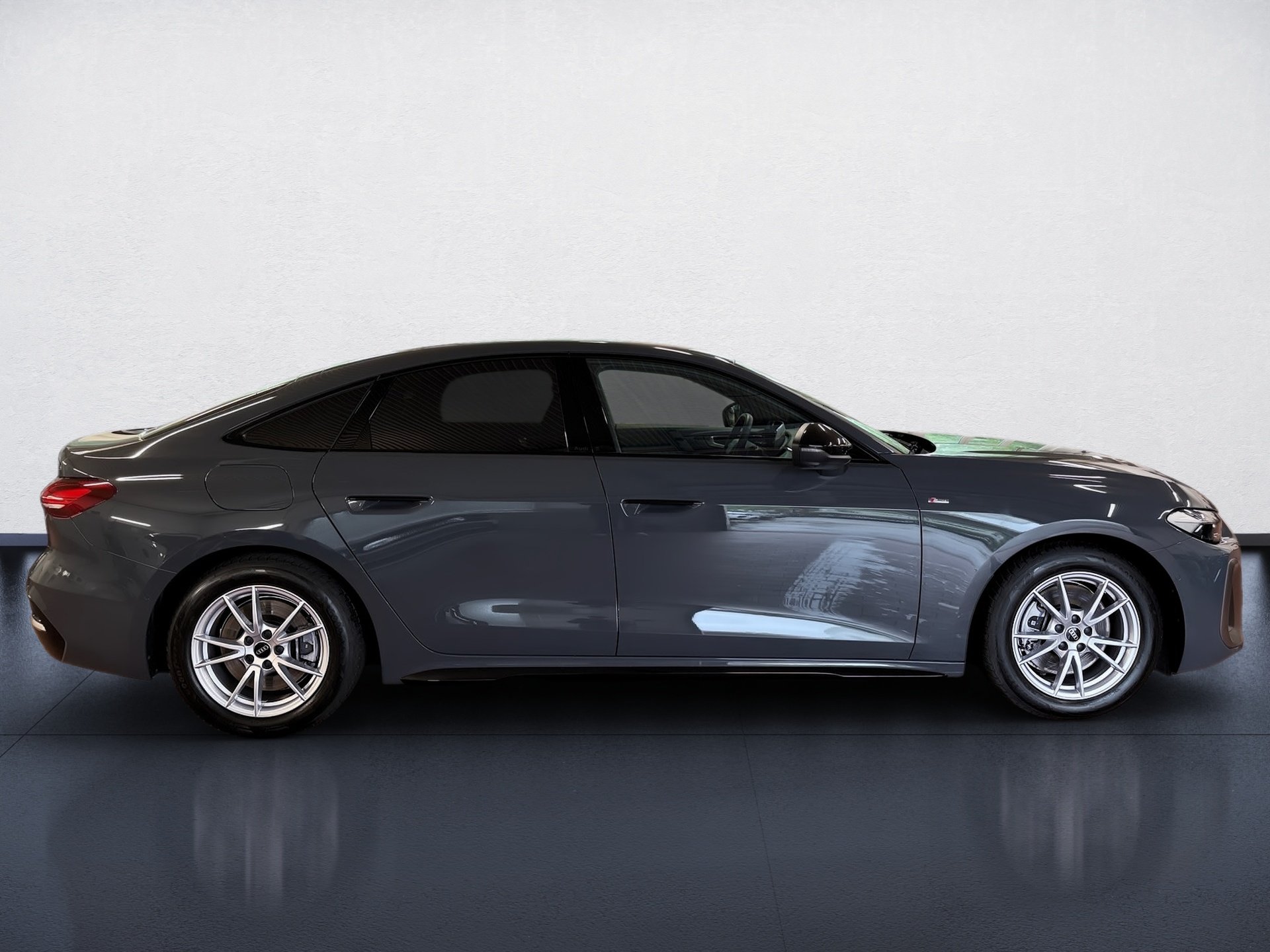 A5 Limousine TDI edition one S line S-tronic Matrix AHK ACC 360° Navi