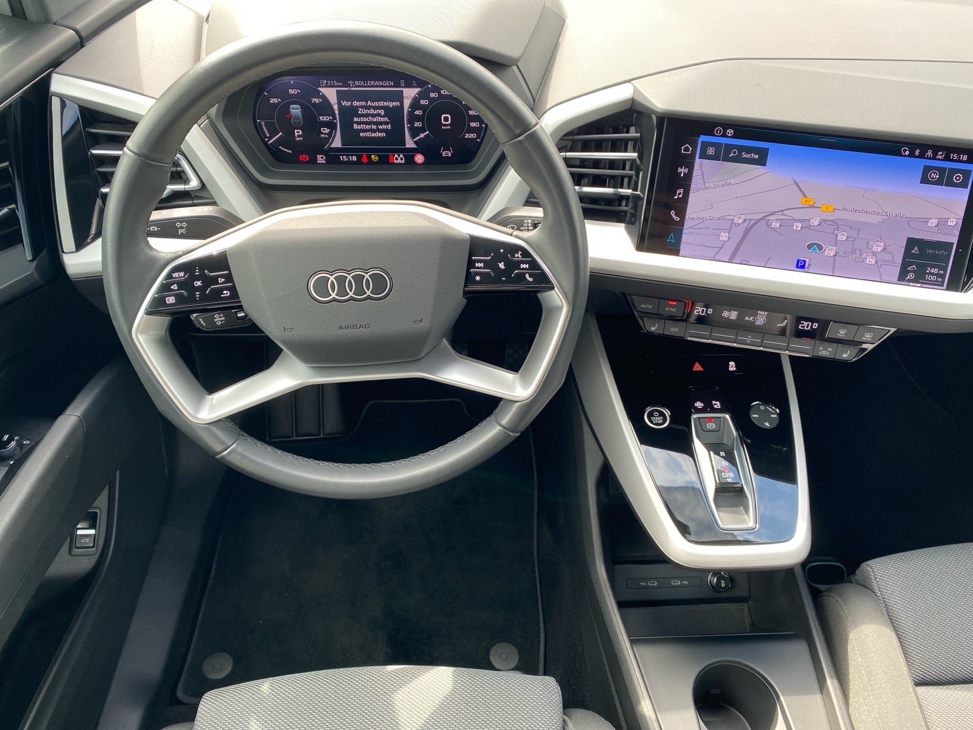 Q4 e-tron 40 advanced LED Navi ACC AHK RFK ACC
