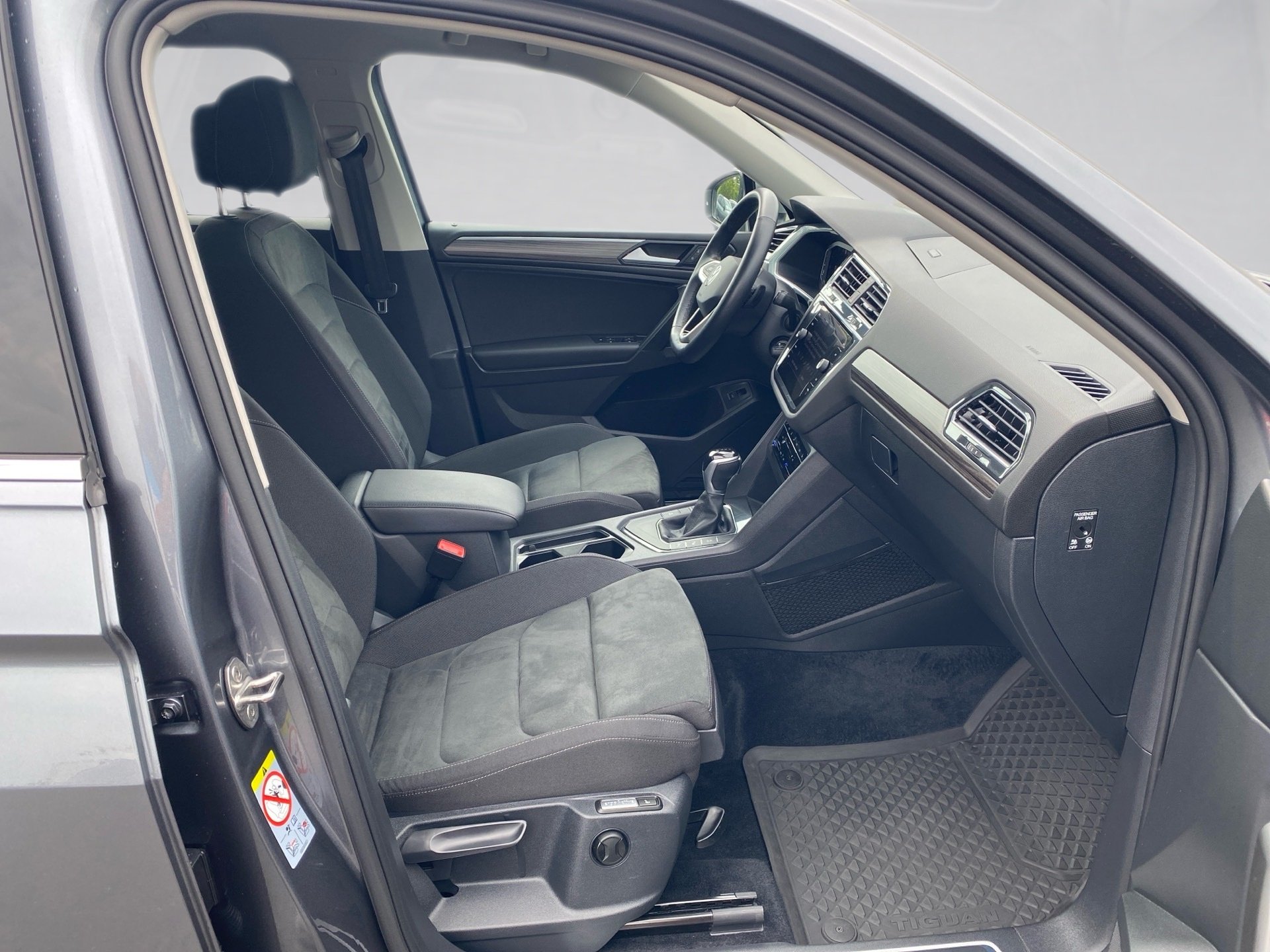 Tiguan Allspace 1.5 TSI Life DSG LED Navi ACC AHK Pano