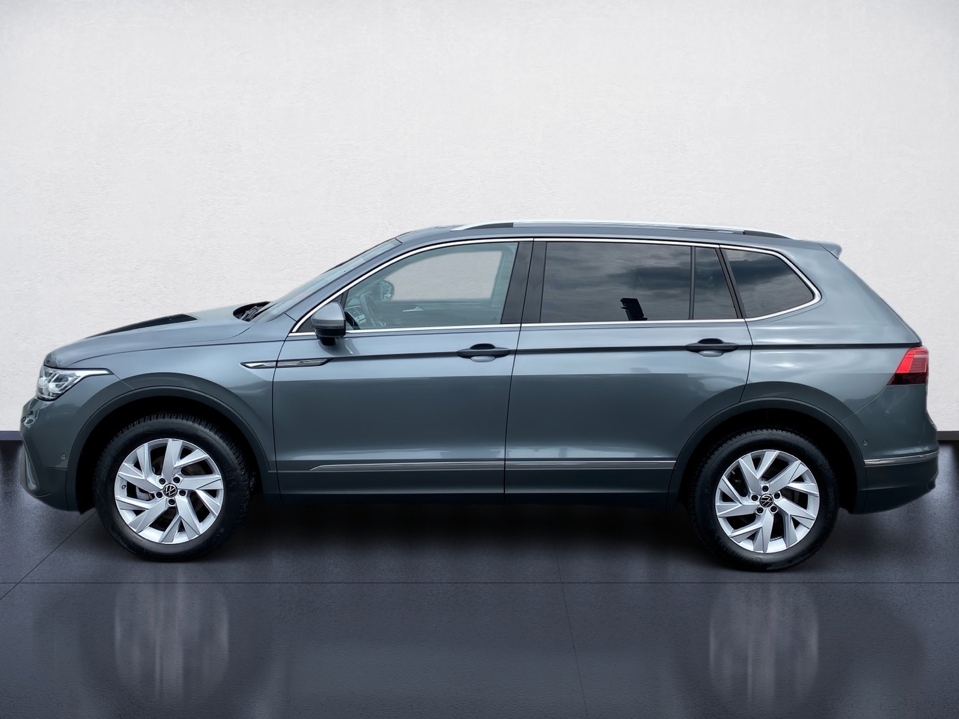 Tiguan Allspace 1.5 TSI Life DSG LED Navi ACC AHK Pano
