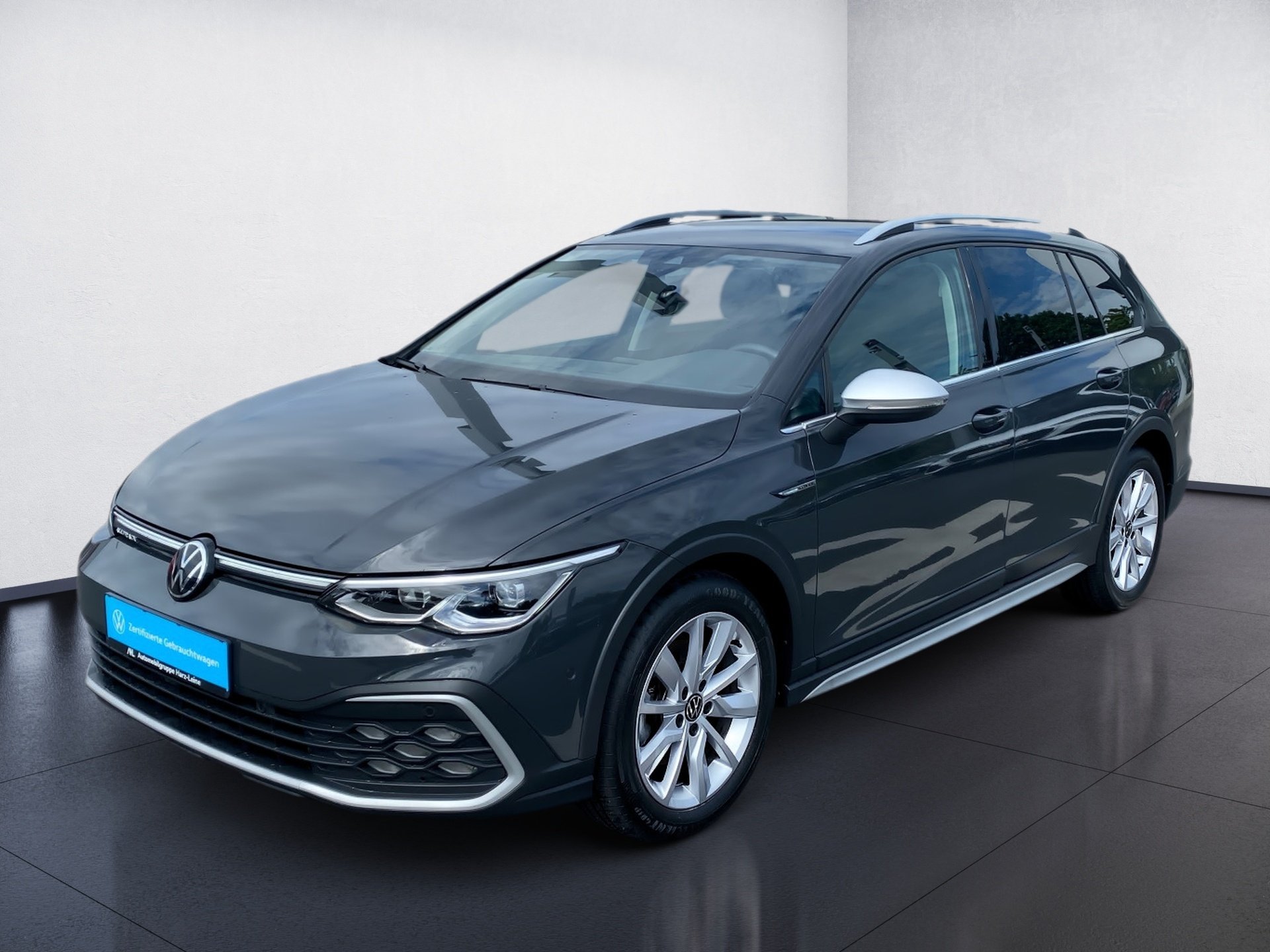 Golf VIII Variant 2.0 TDI Alltrack 4M DSG LED Navi ACC RFK