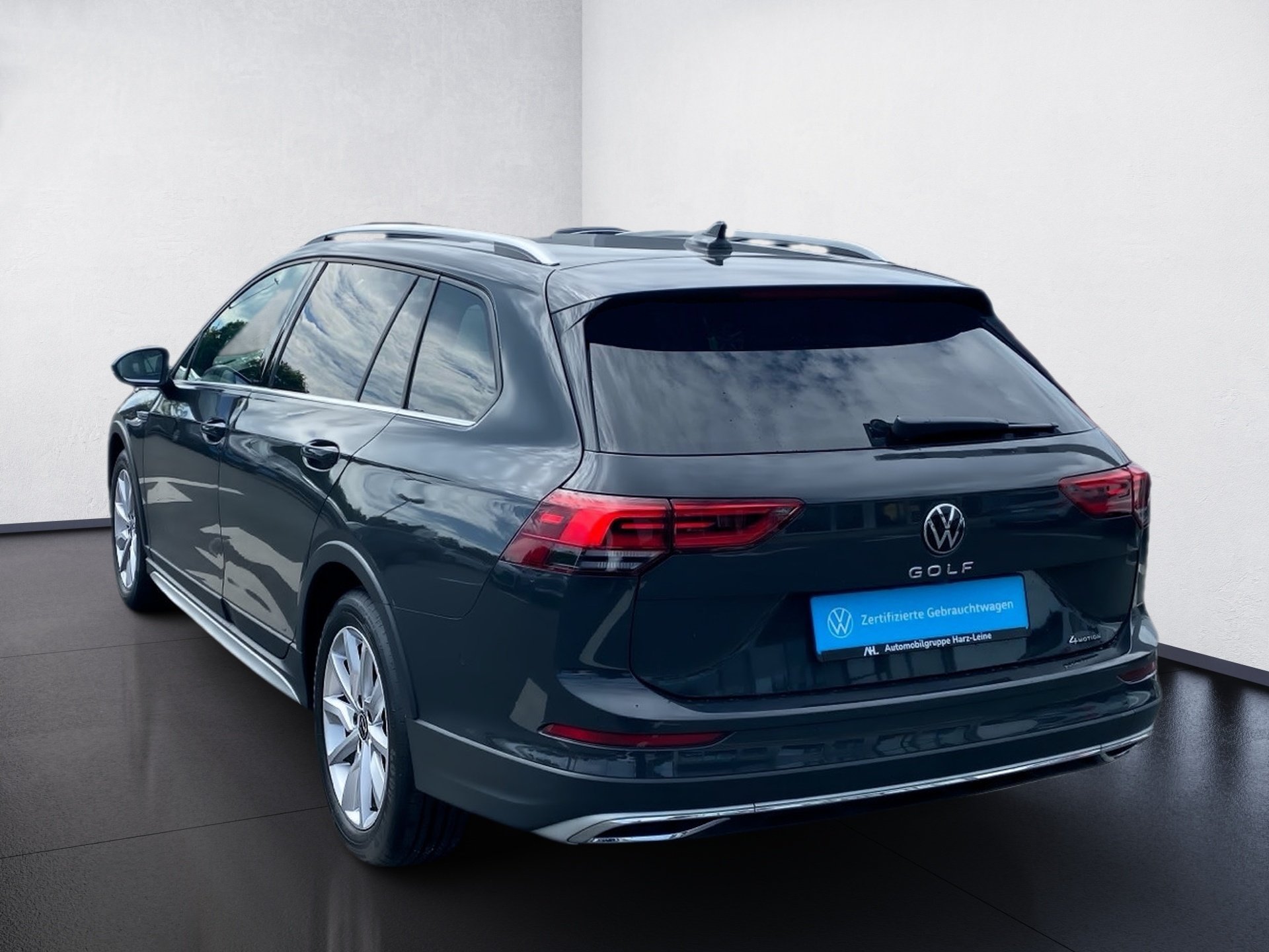 Golf VIII Variant 2.0 TDI Alltrack 4M DSG LED Navi ACC RFK
