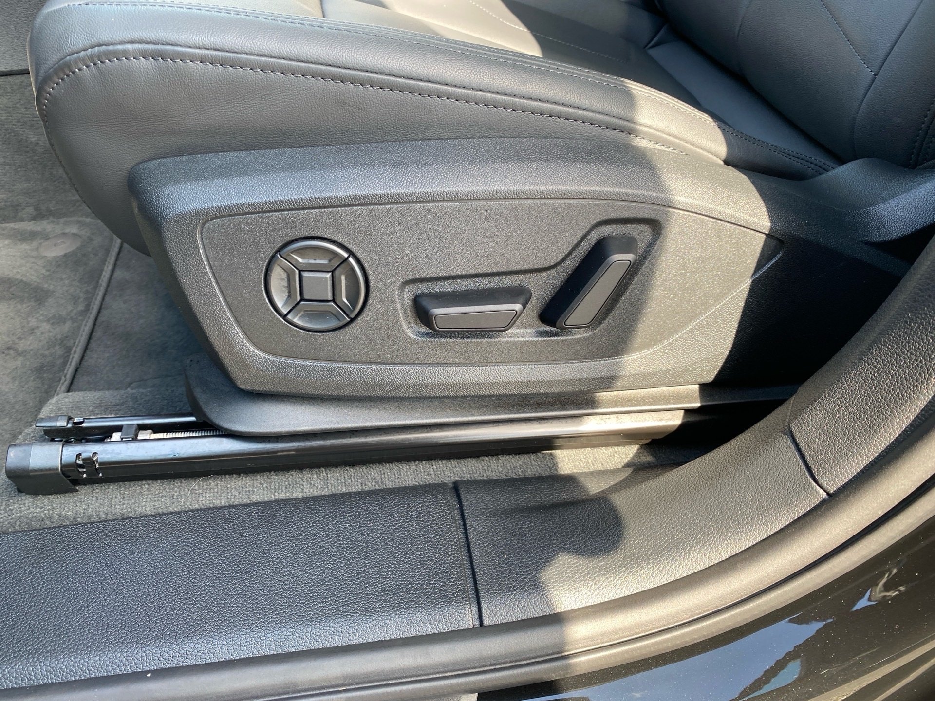 Q3 35 TFSI S-tronic AHK Navi ACC RFK Leder Sitzhzg.
