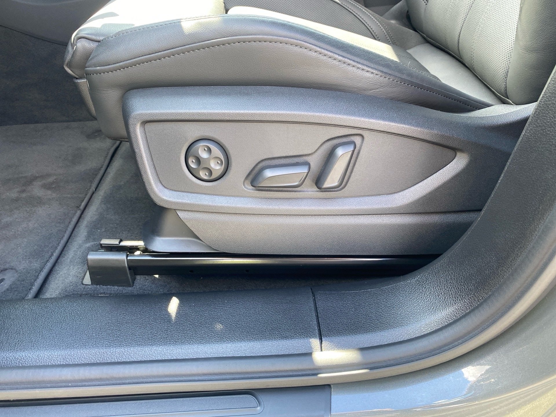 Q5 40 TDI S line quattro S-tronic LED Navi HuD AHK Leder