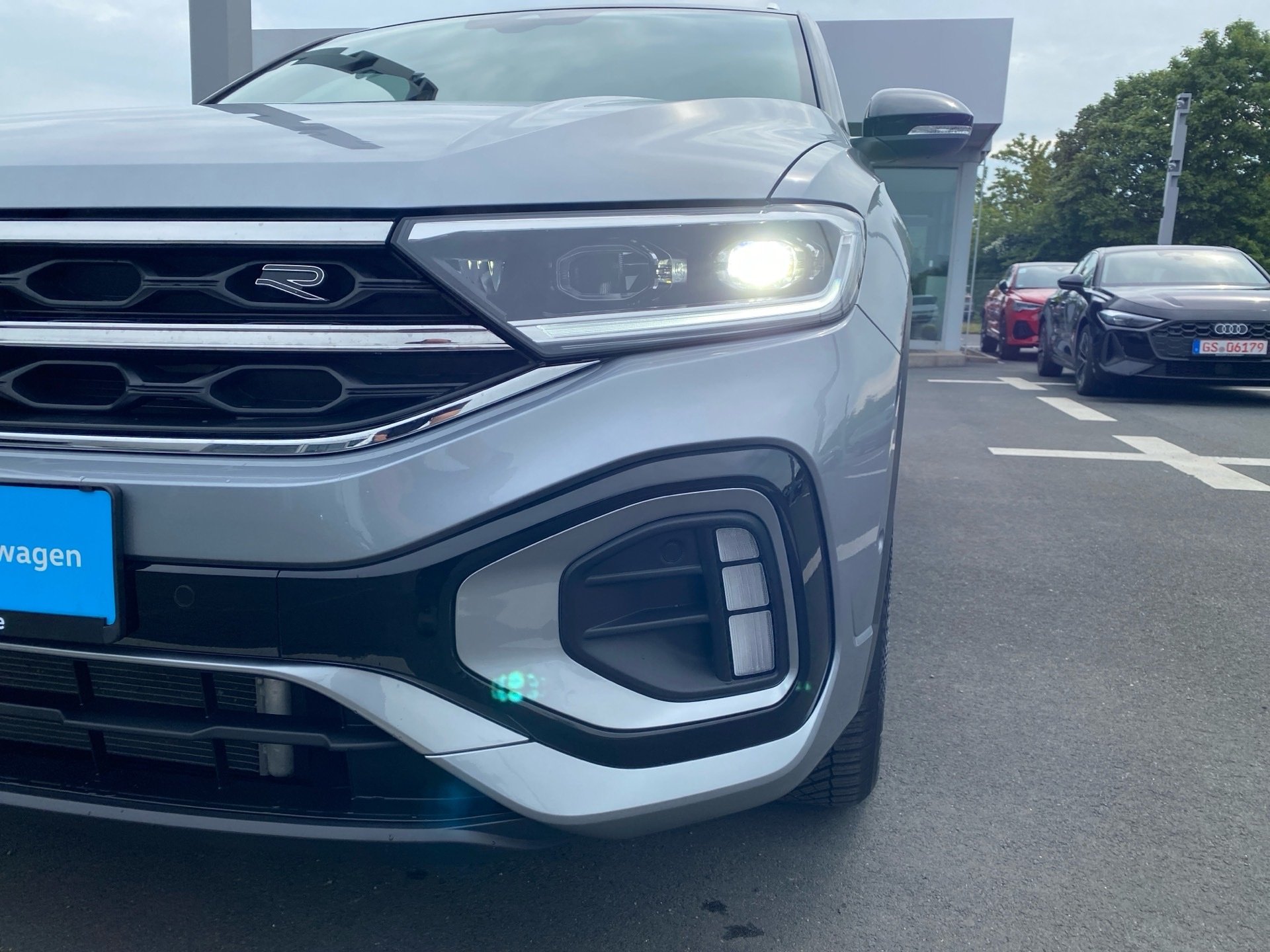 T-Roc 1.5 TSI R-Line DSG AHK Navi ACC LED+ RFK