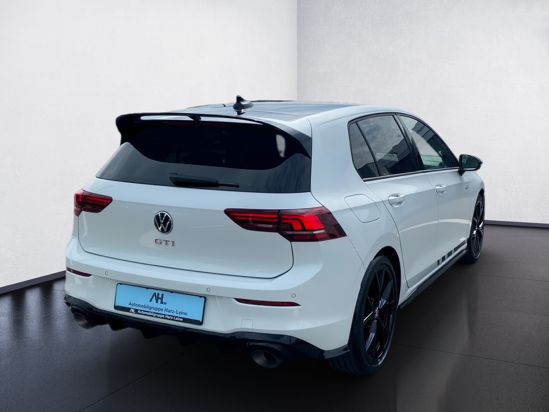 Golf VIII 2.0 TSI GTI Clubsport Black Style DSG Akrapovic 270 km/h