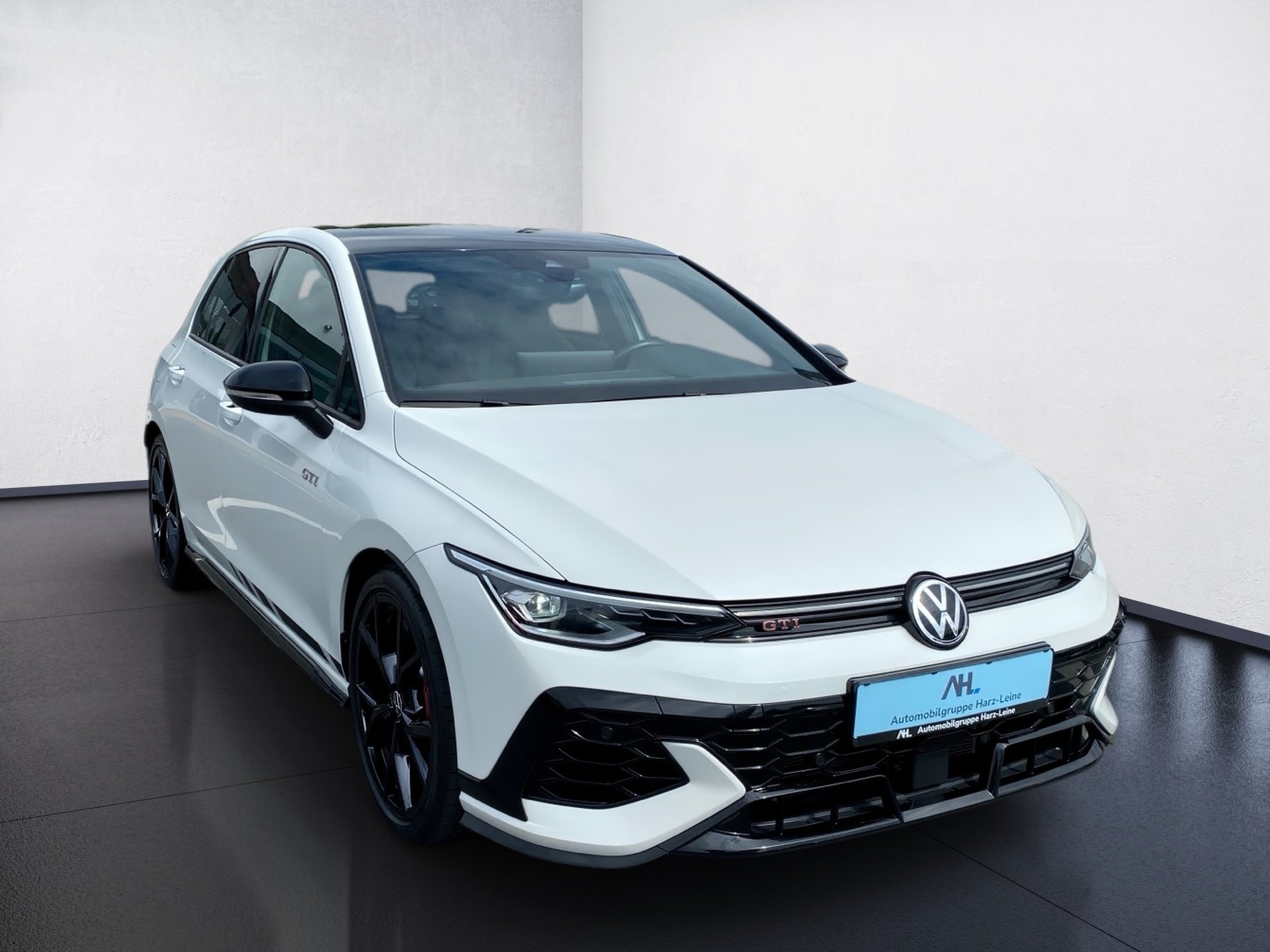 Golf VIII 2.0 TSI GTI Clubsport Black Style DSG Akrapovic 270 km/h