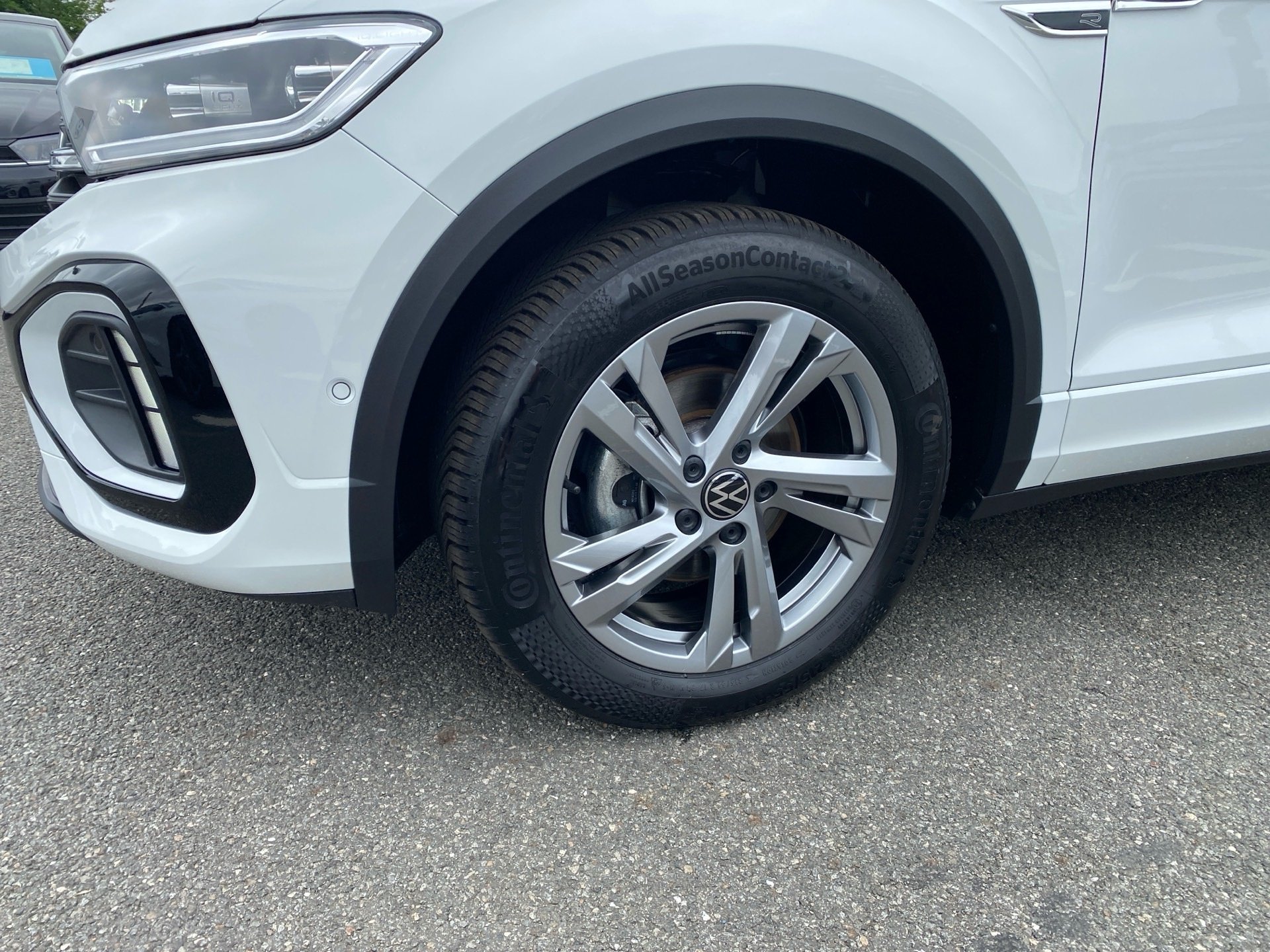 T-Roc 1.5 TSI R-Line DSG AHK Navi ACC LED+ RFK