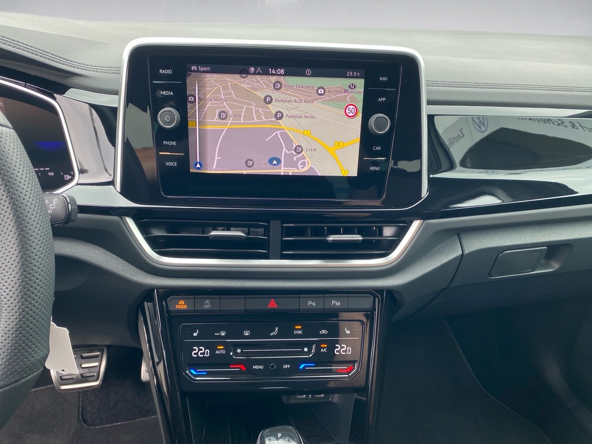 T-Roc 1.5 TSI R-Line DSG AHK Navi ACC LED+ RFK