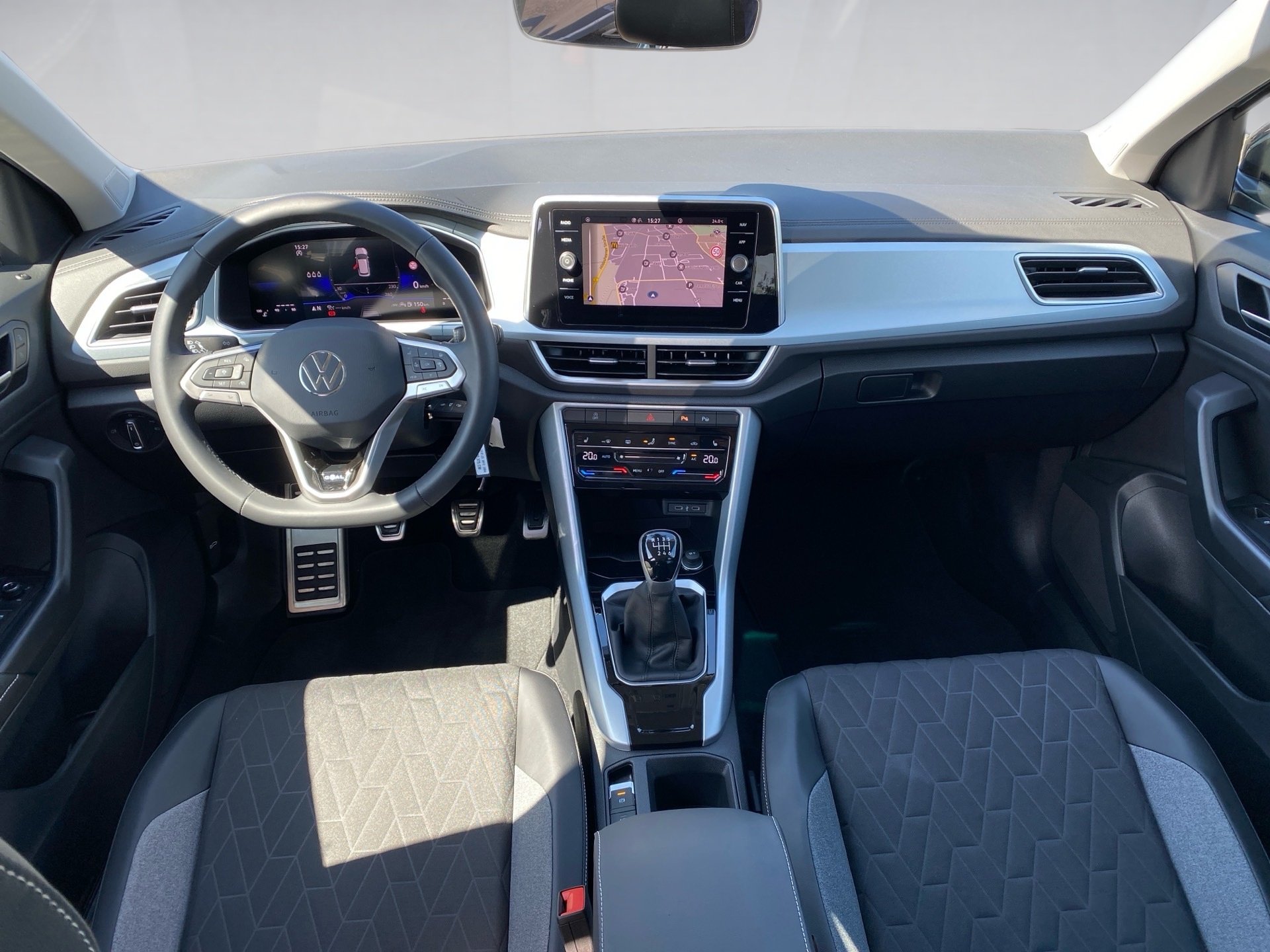 T-Roc 1.0 TSI GOAL Navi LED ACC RFK Sitzhzg. ACC