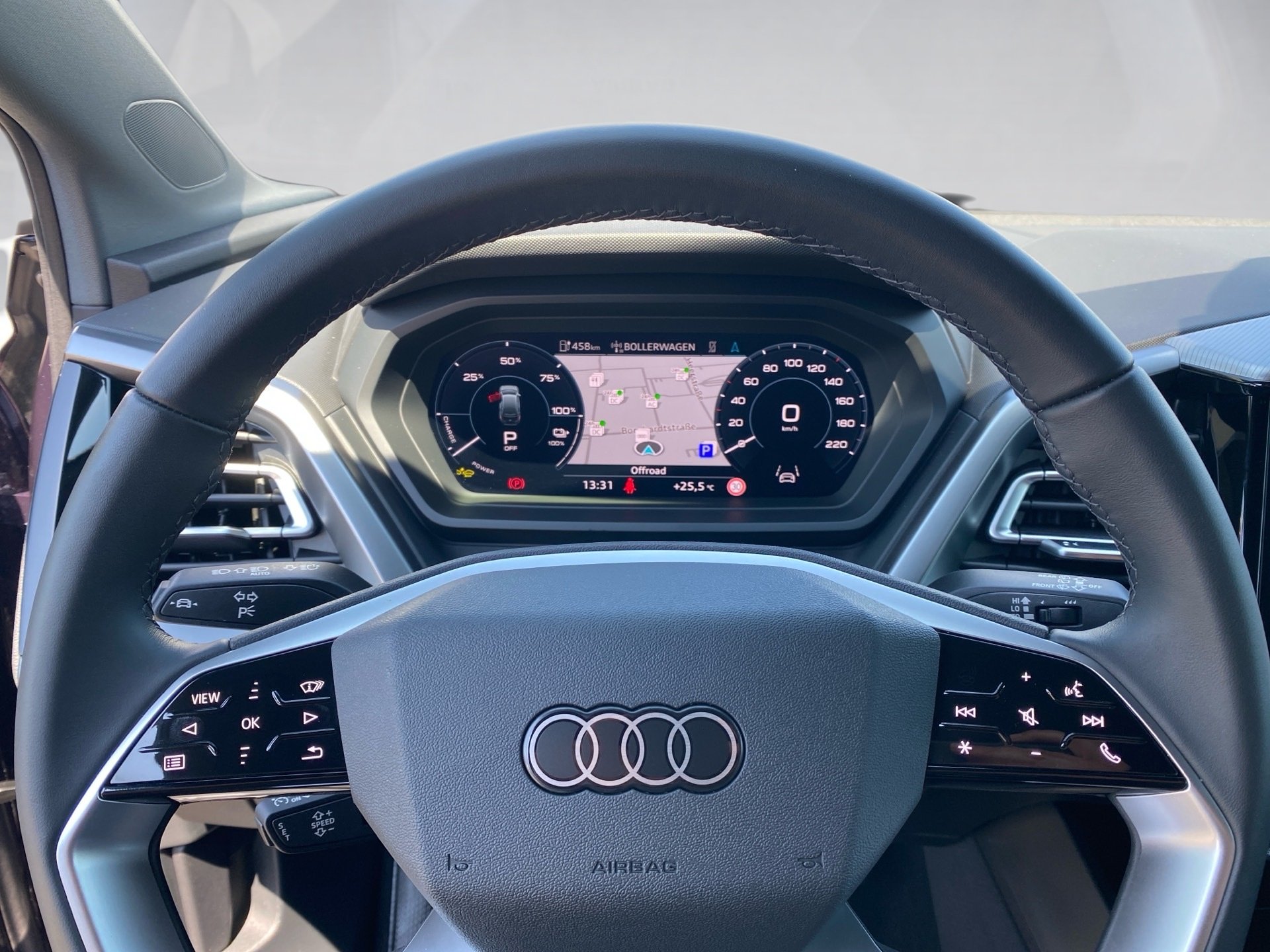 Q4 e-tron 45 Matrix AHK Navi HuD ACC RFK ACC AHK