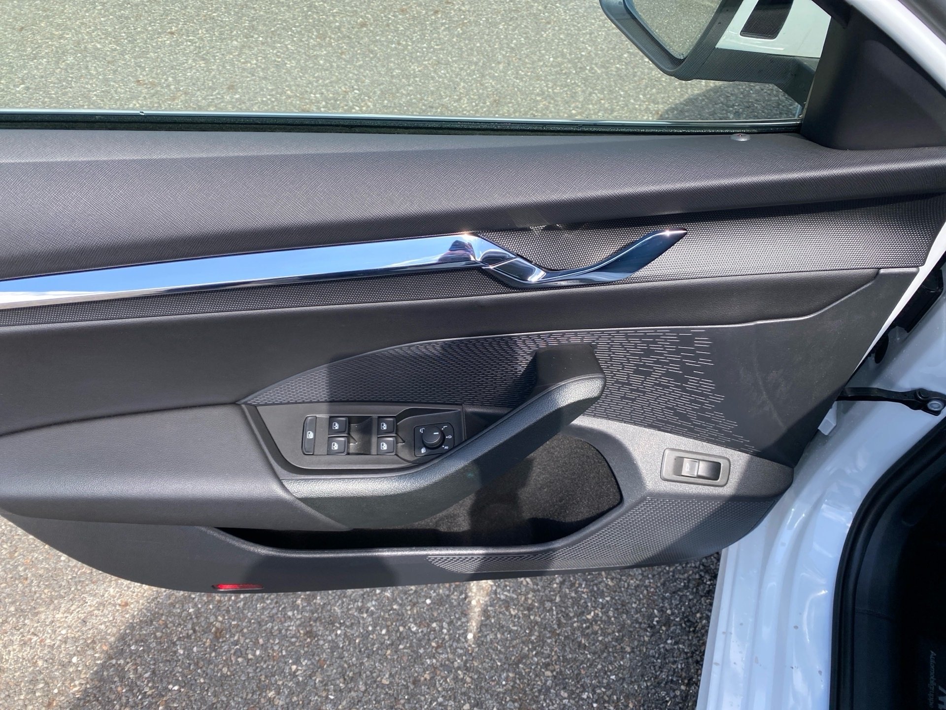 Octavia Combi 2.0 TDI Selection Plus DSG LED Navi HuD RFK PDC SHZ