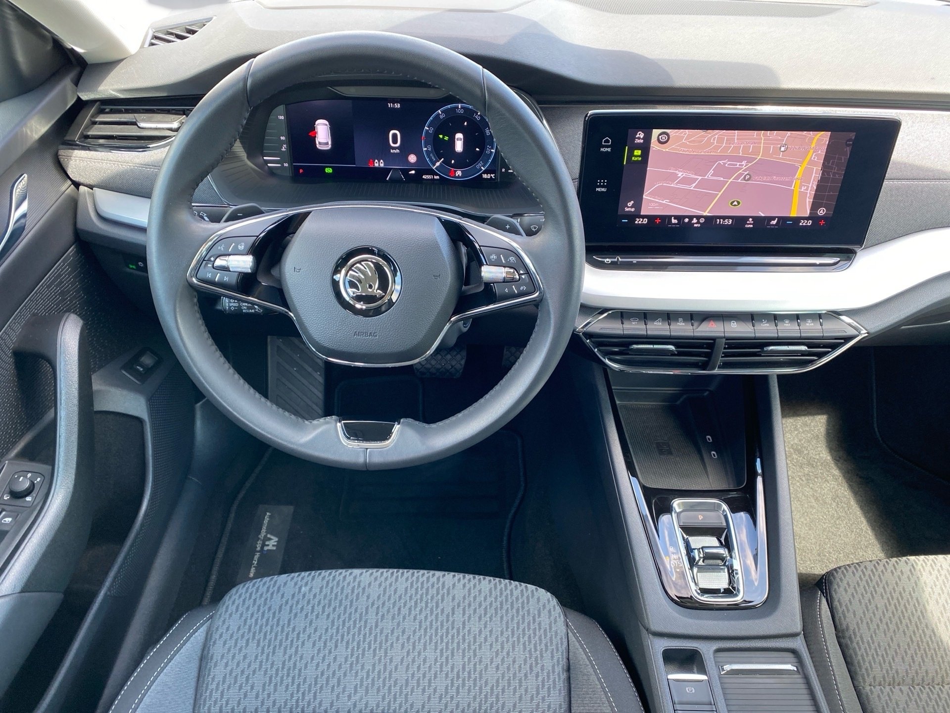 Octavia Combi 2.0 TDI Selection Plus DSG LED Navi HuD RFK PDC SHZ