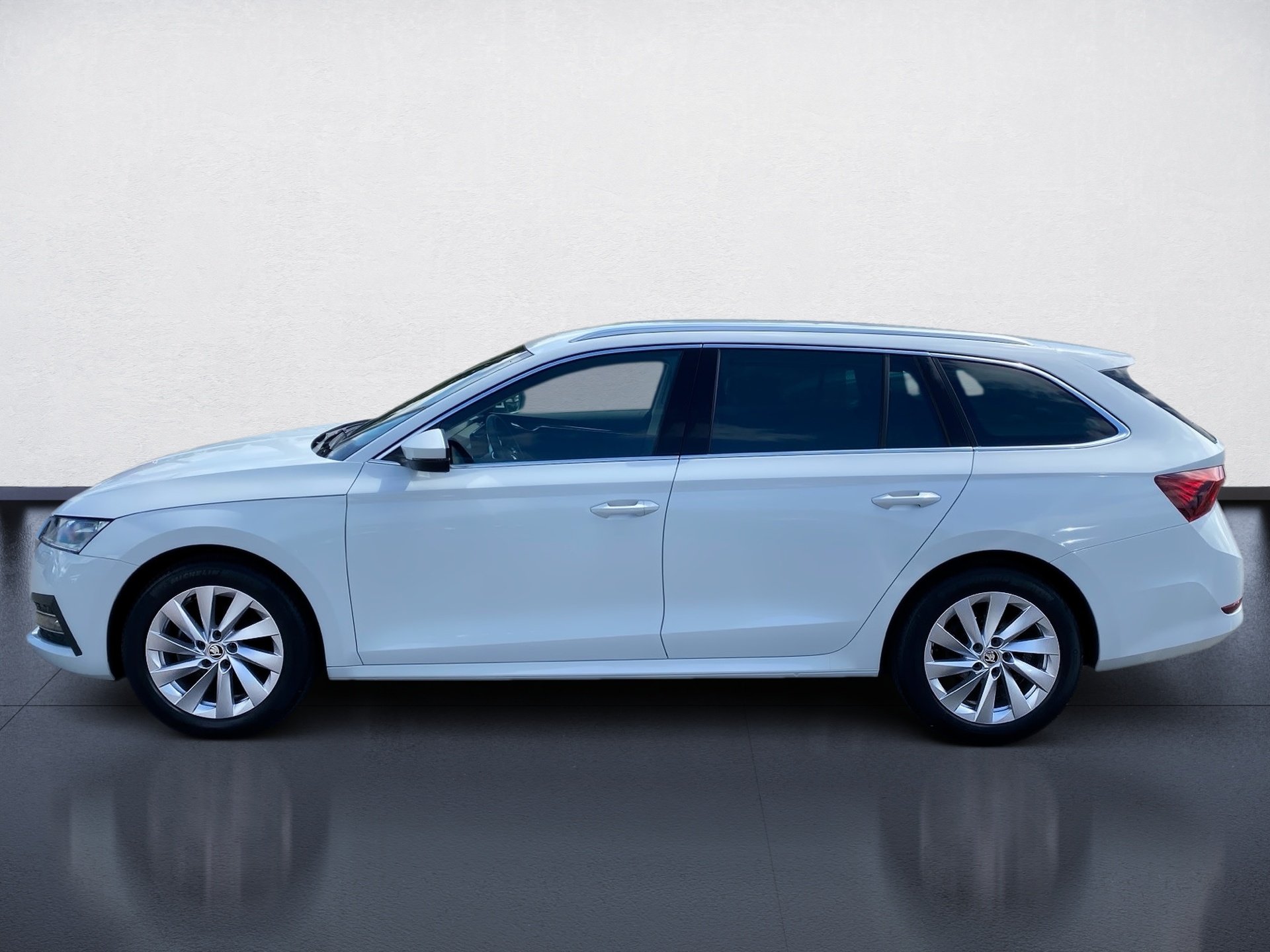 Octavia Combi 2.0 TDI Selection Plus DSG LED Navi HuD RFK PDC SHZ