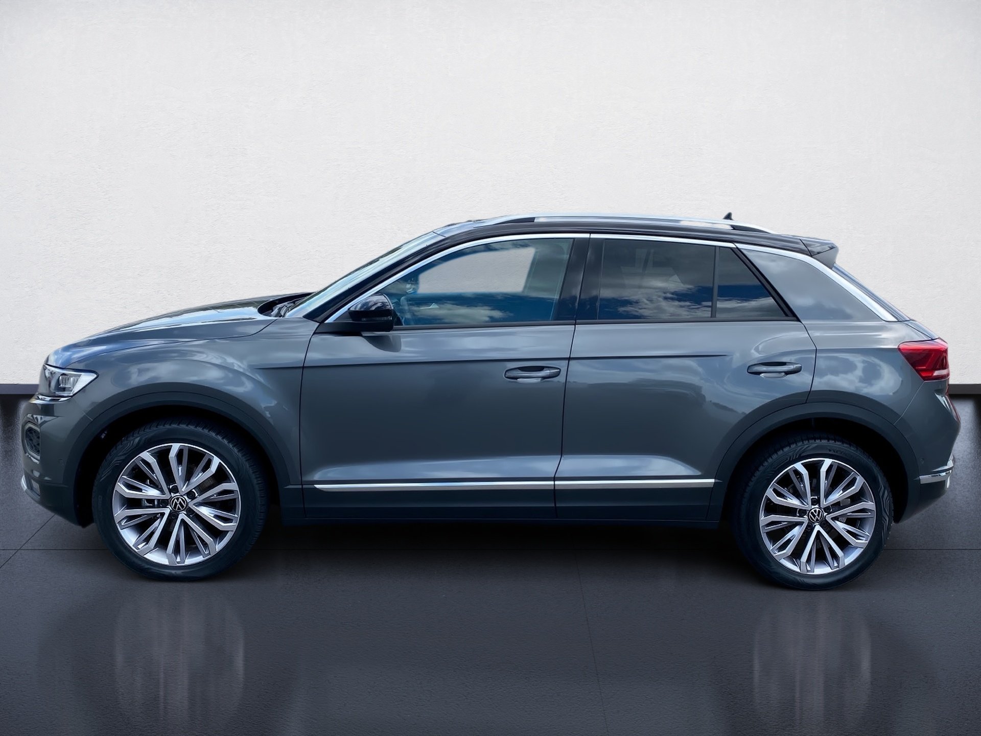 T-Roc 1.5 TSI Sport DSG LED Navi ACC Pano ACC LM