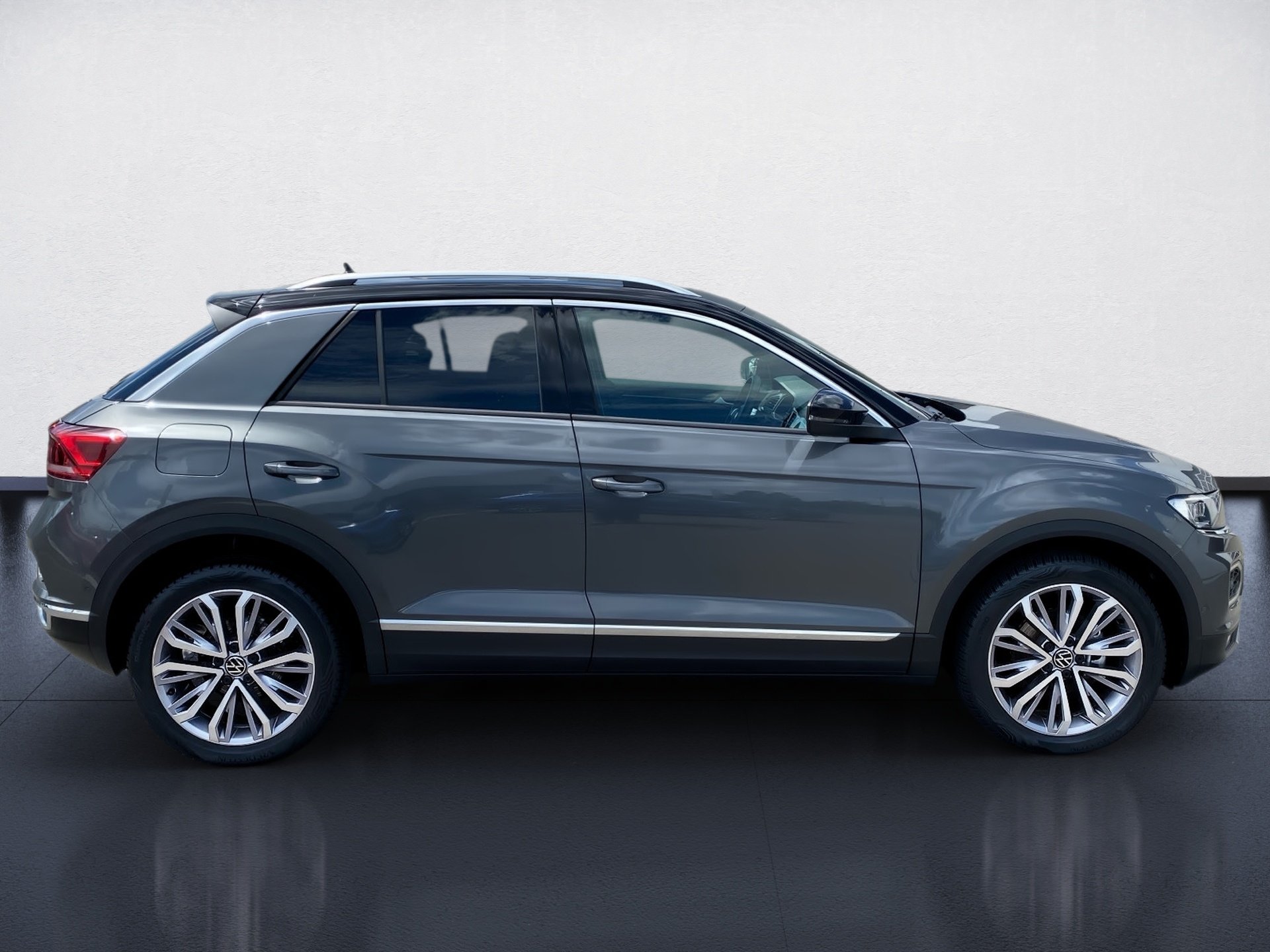 T-Roc 1.5 TSI Sport DSG LED Navi ACC Pano ACC LM