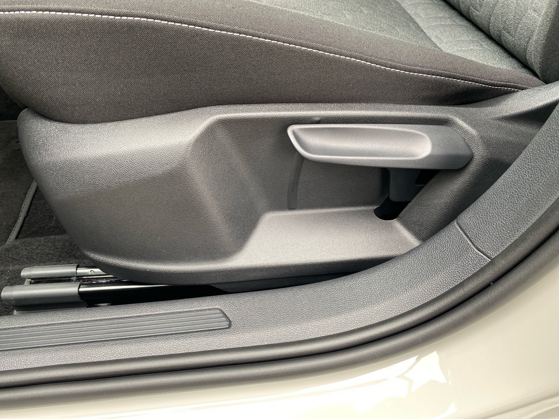 T-Cross 1.0 TSI Life LED ACC Klima App-Connect