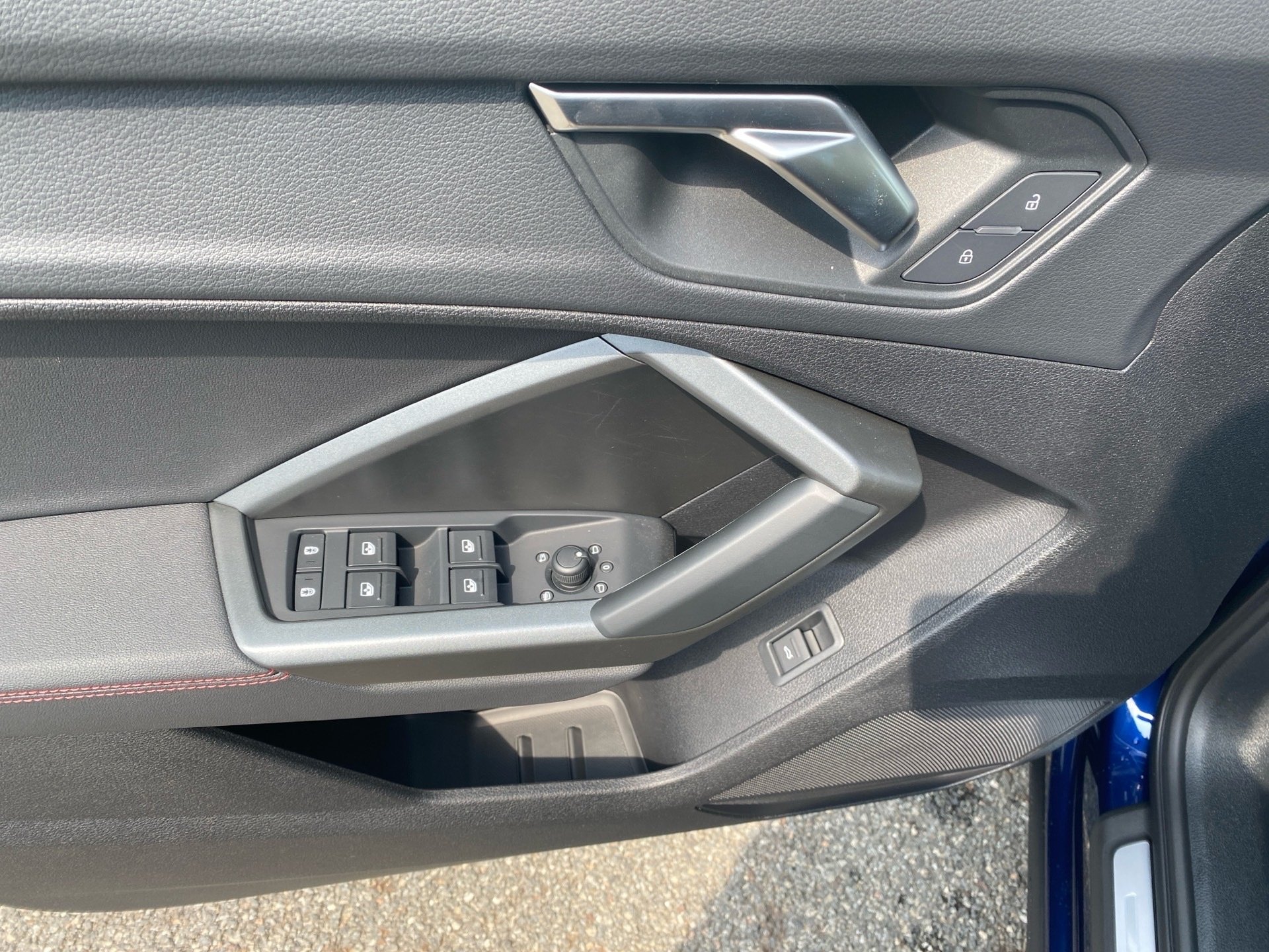 Q3 35 TFSI S line S-tronic Matrix AHK Navi ACC 360° Leder