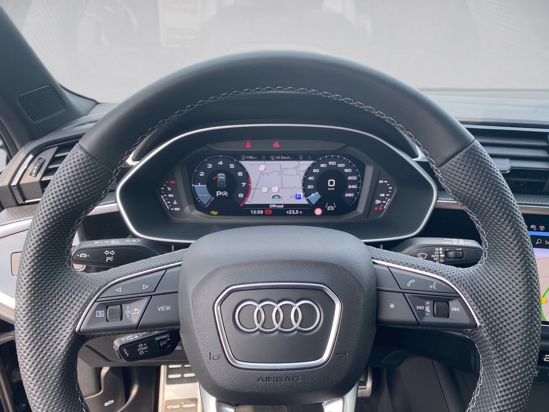 Q3 35 TFSI S line S-tronic Matrix AHK Navi ACC 360° Leder