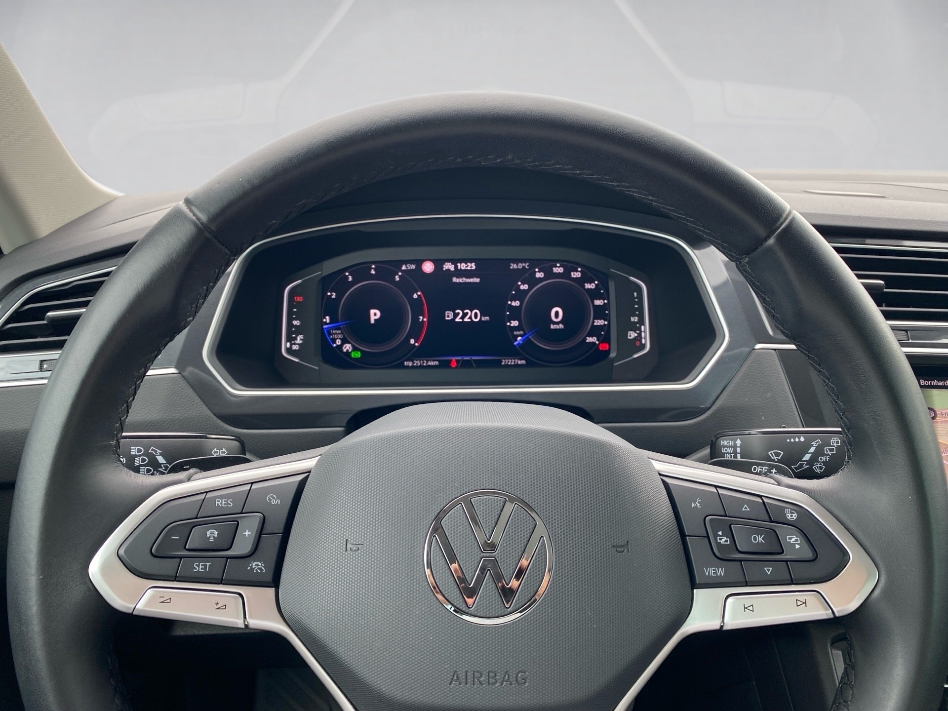 Tiguan 1.5 TSI Elegance DSG Matrix Navi ACC AHK Pano
