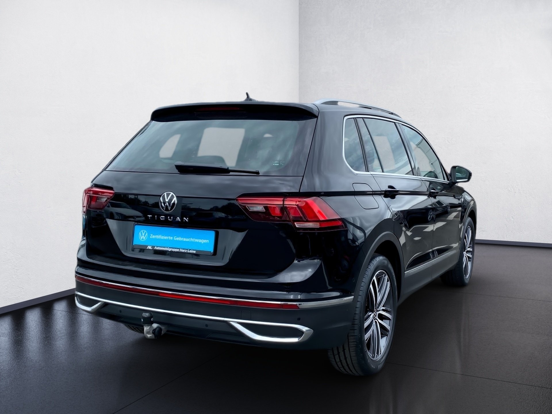 Tiguan 1.5 TSI Elegance DSG Matrix Navi ACC AHK Pano