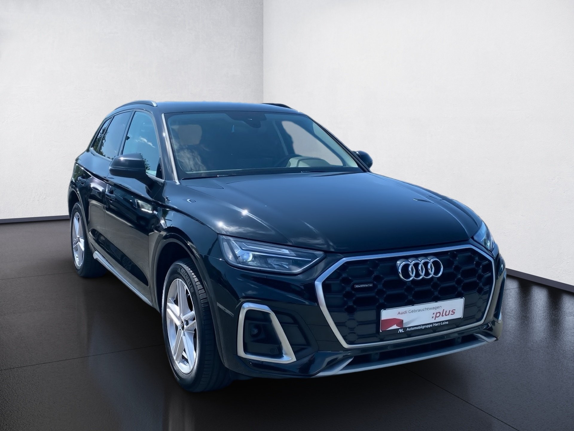 Q5 SUV S line 40 TDI S line quattro S-tronic LED Navi ACC RFK