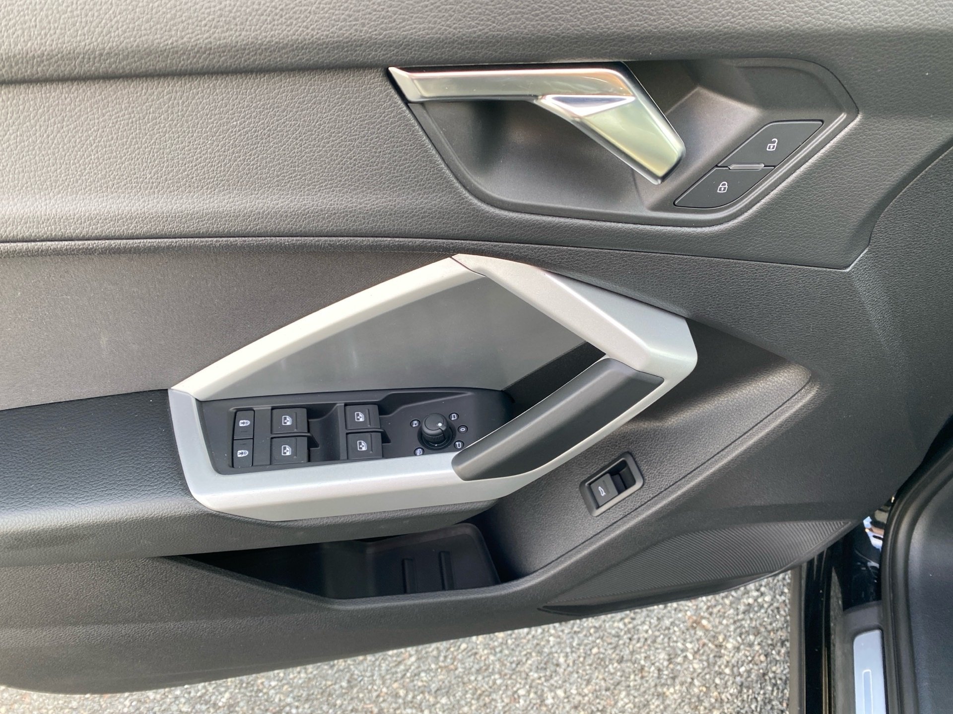 Q3 35 TDI S line quattro S-tronic LED Navi PDC RFK SHZ