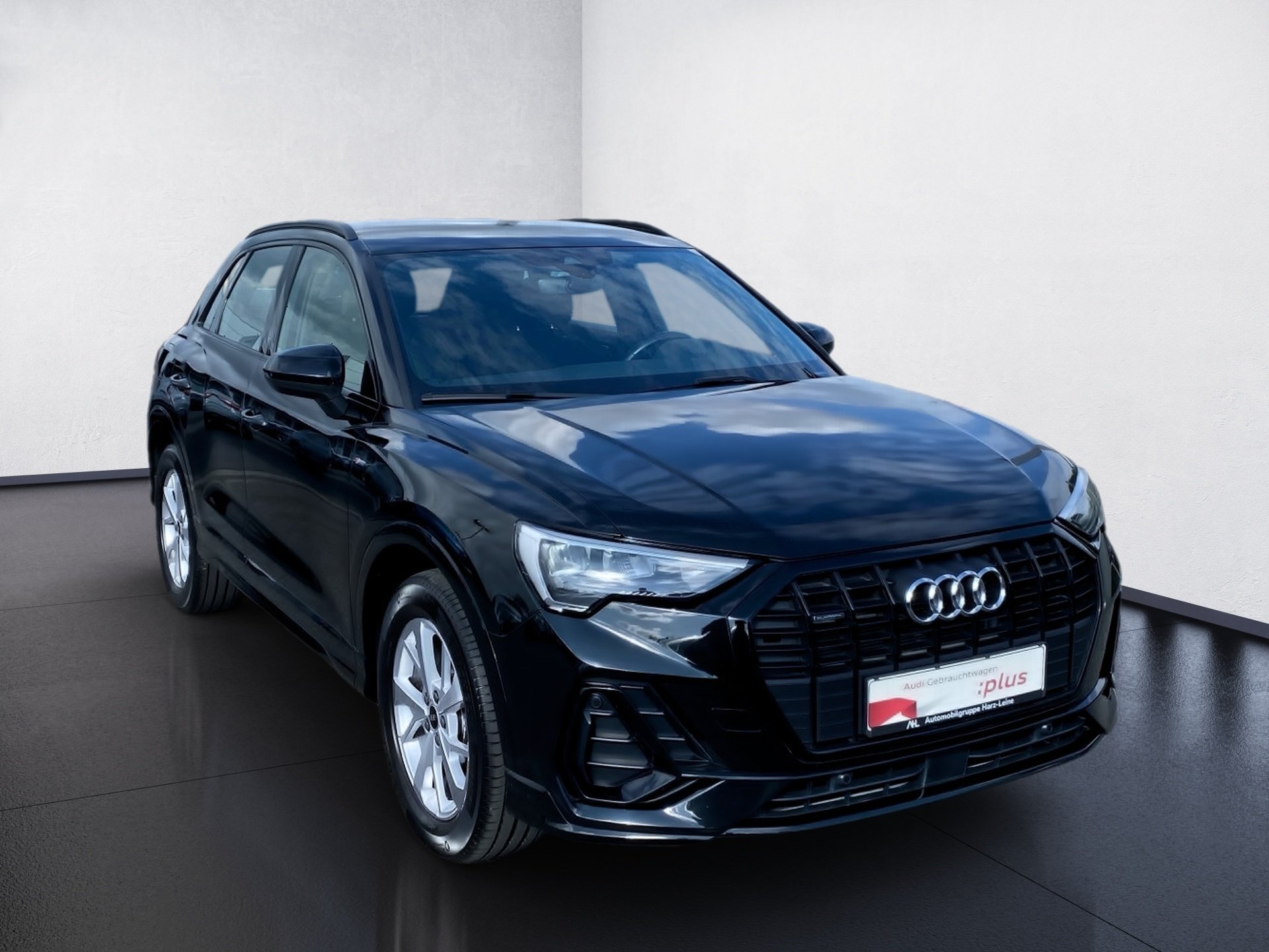 Q3 35 TDI S line quattro S-tronic LED Navi PDC RFK SHZ