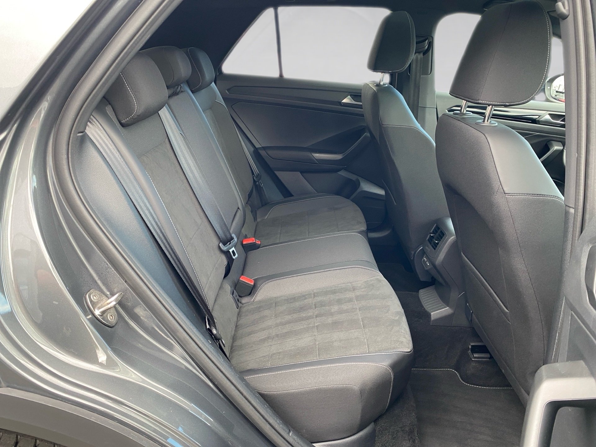 T-Roc 2.0 TSI R-Line 4M DSG Matrix Navi ACC Pano RFK