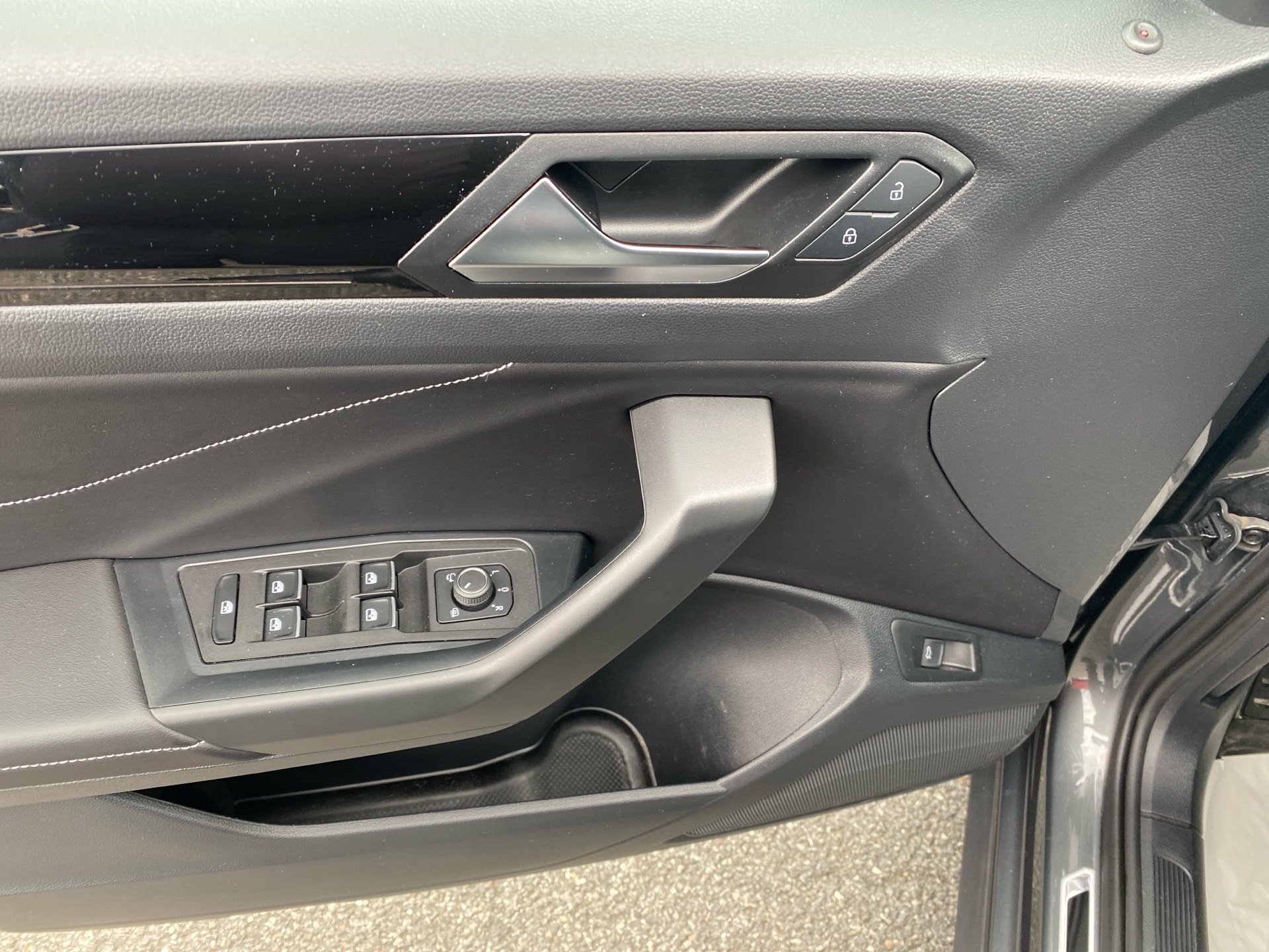 T-Roc 2.0 TSI R-Line 4M DSG Matrix Navi ACC Pano RFK