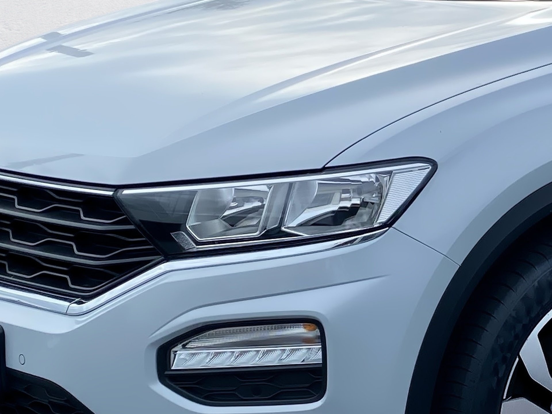 T-Roc 1.5 TSI Active Navi ACC PDC SHZ 2xKlima LM