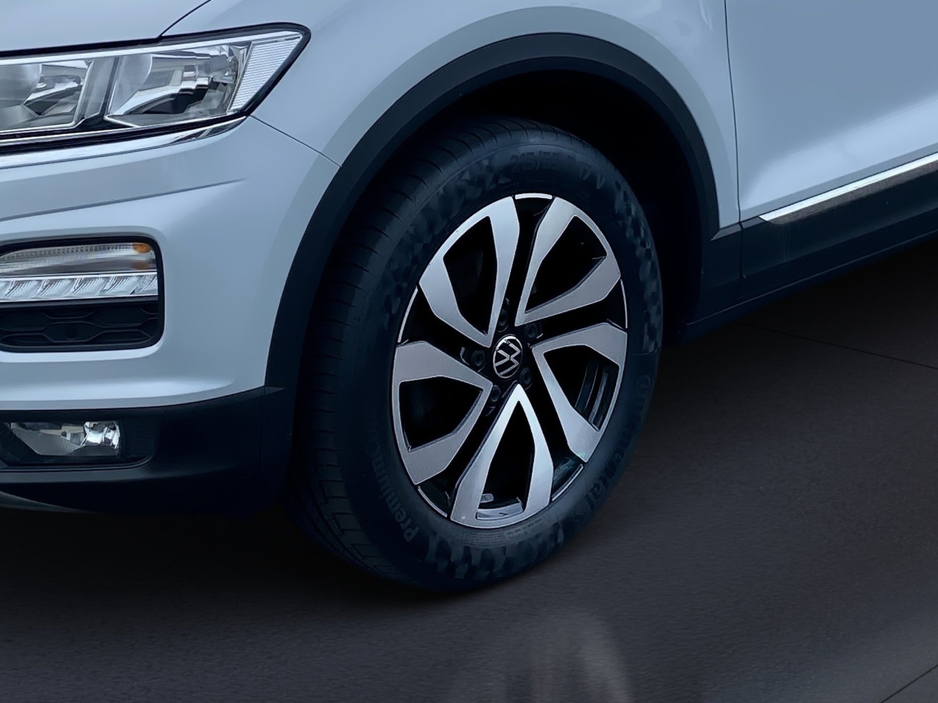 T-Roc 1.5 TSI Active Navi ACC PDC SHZ 2xKlima LM