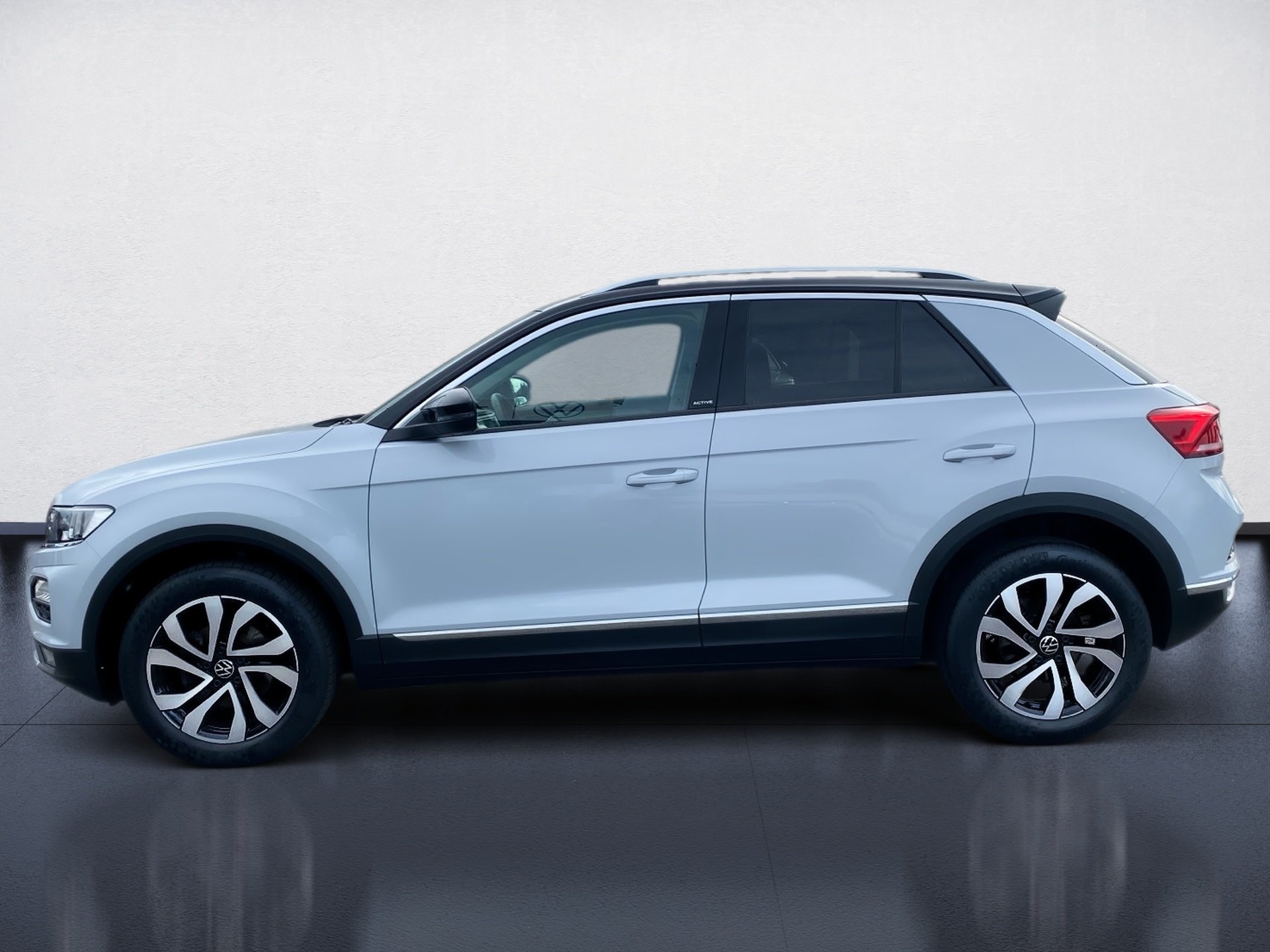 T-Roc 1.5 TSI Active Navi ACC PDC SHZ 2xKlima LM