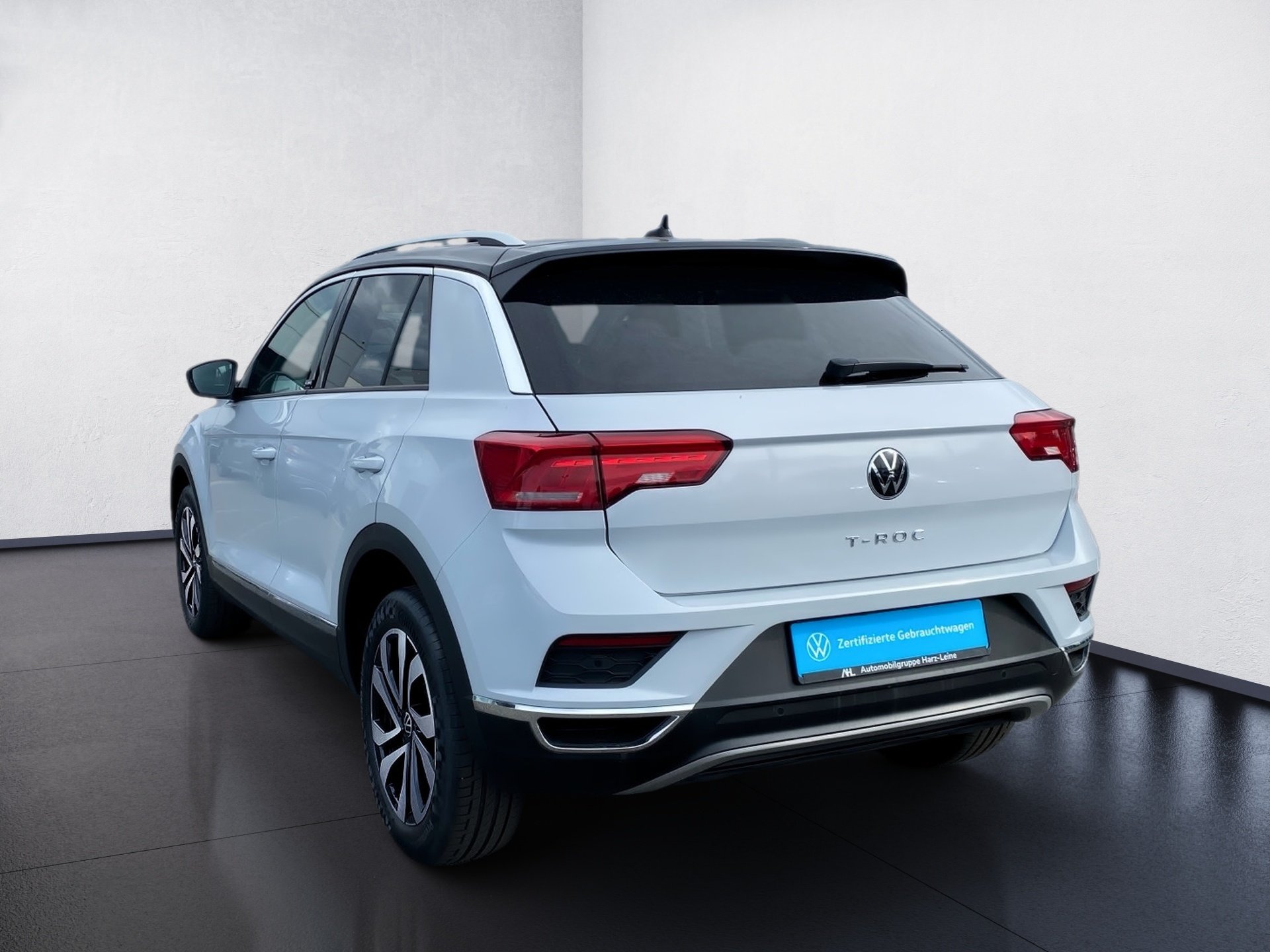 T-Roc 1.5 TSI Active Navi ACC PDC SHZ 2xKlima LM