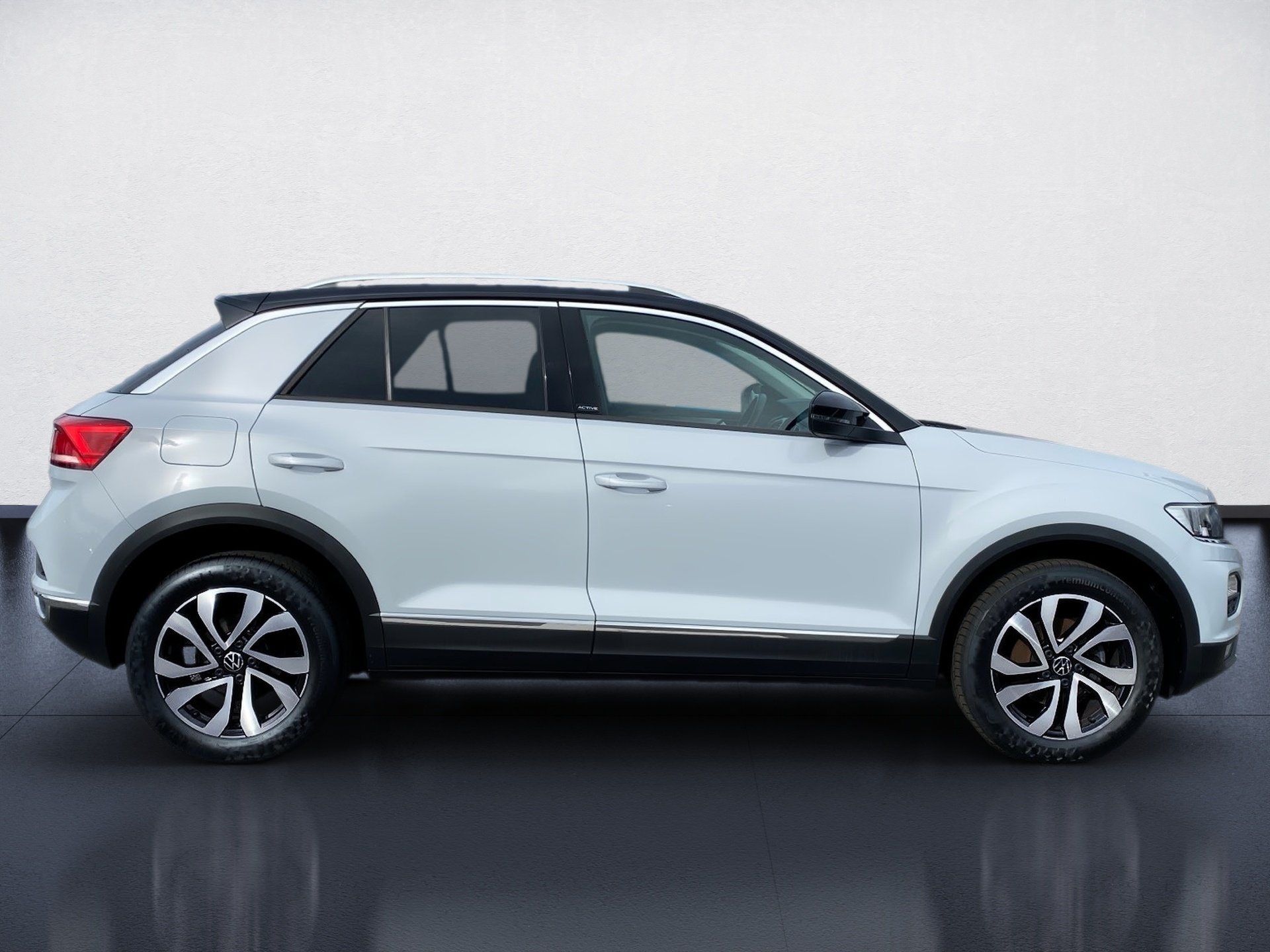 T-Roc 1.5 TSI Active Navi ACC PDC SHZ 2xKlima LM