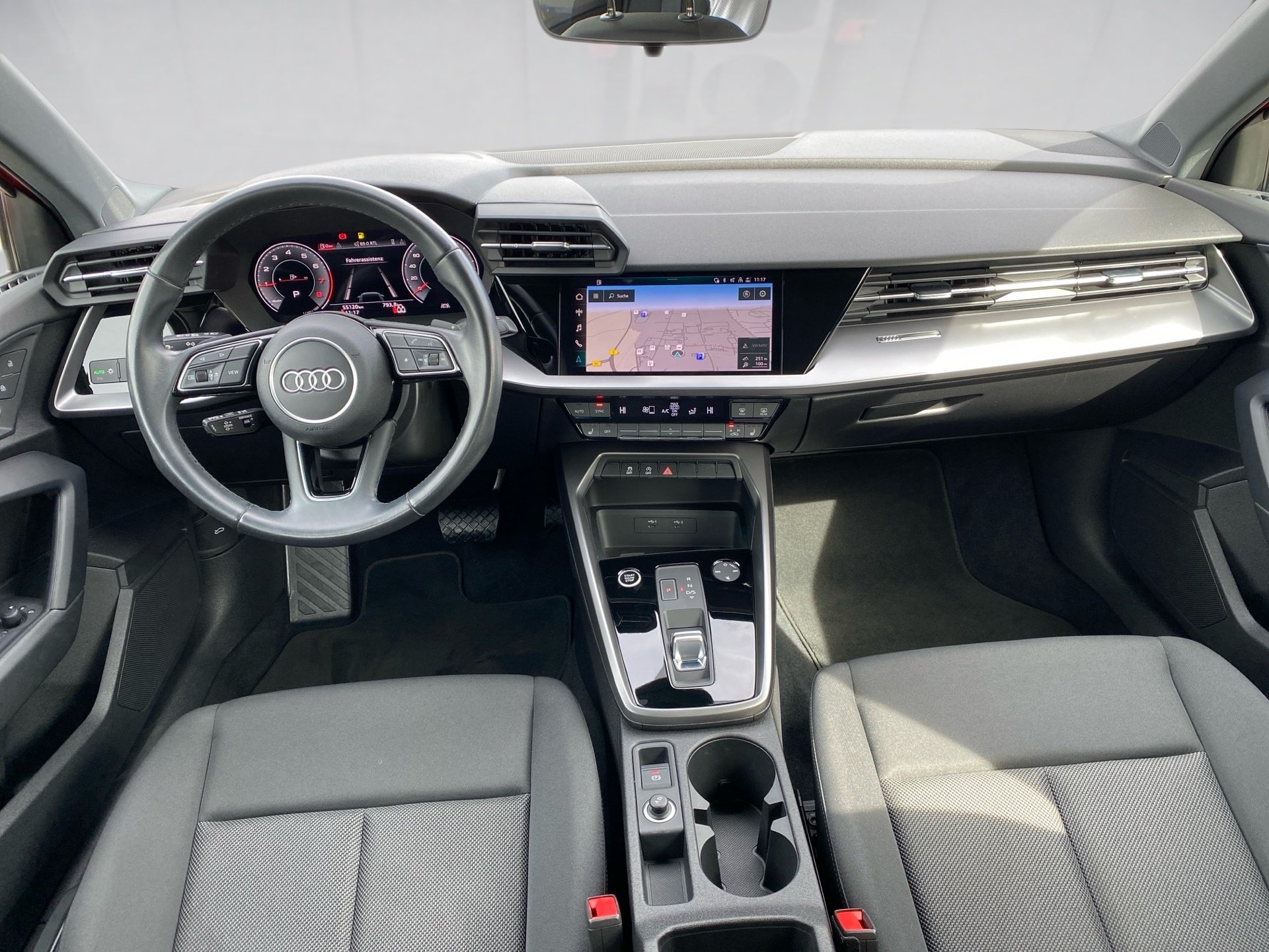 A3 Sportback 35 TFSI advanced S-tronic LED Navi SHZ Standhzg.