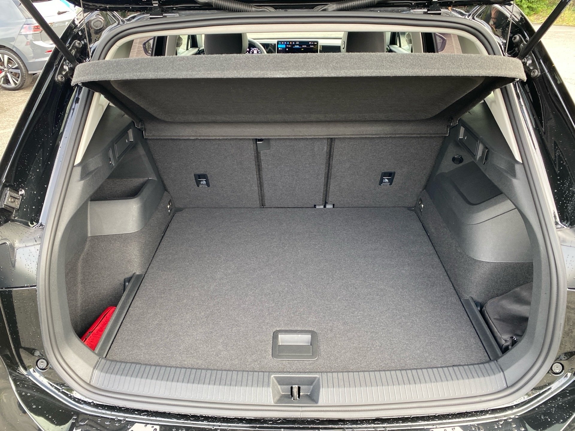 Tiguan 2.0 TDI GOAL DSG AHK LED+ Navi AreaView App-Connect