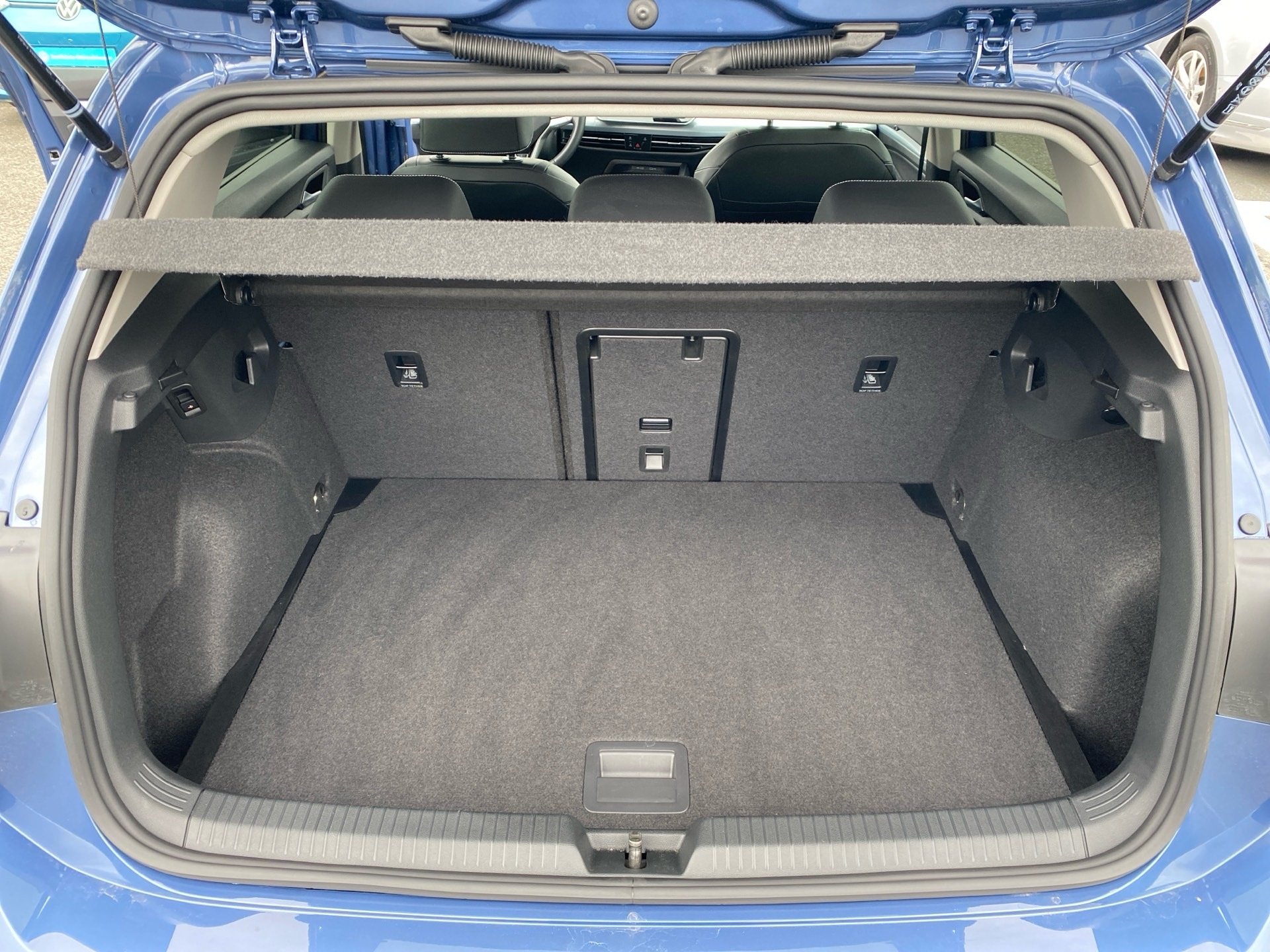 Golf 1.5 eTSI GOAL DSG Matrix AHK Navi ACC RFK