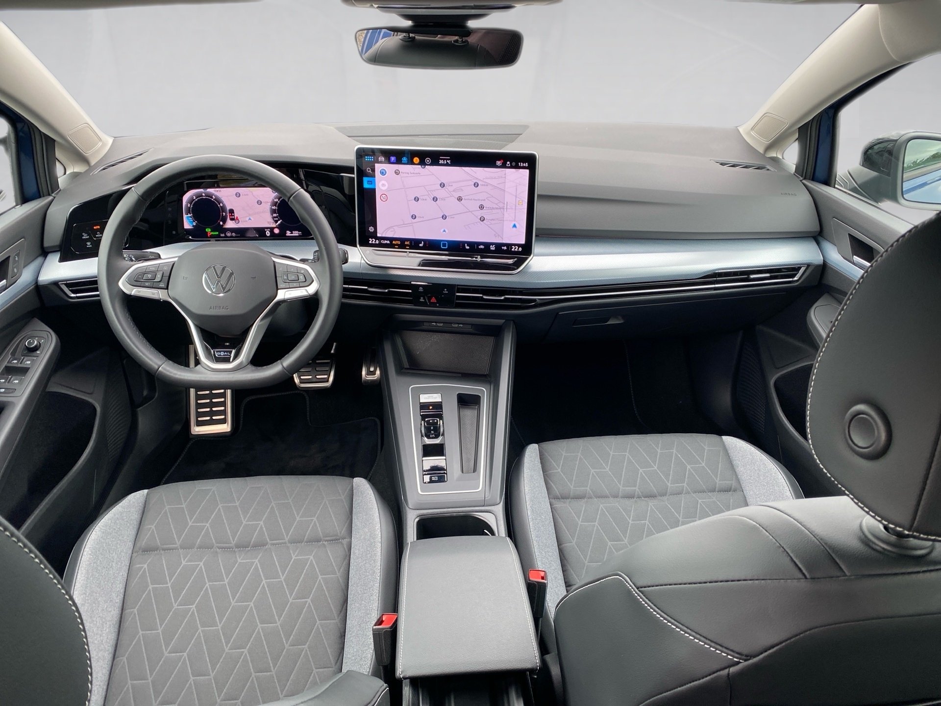Golf 1.5 eTSI GOAL DSG Matrix AHK Navi ACC RFK