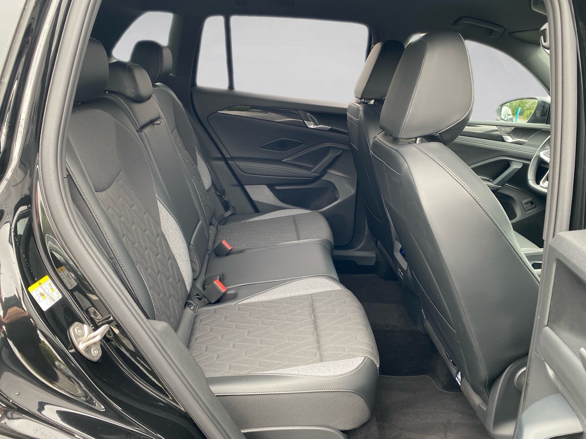 Tiguan 2.0 TDI GOAL DSG HD-Matrix AHK Navi ACC HuD