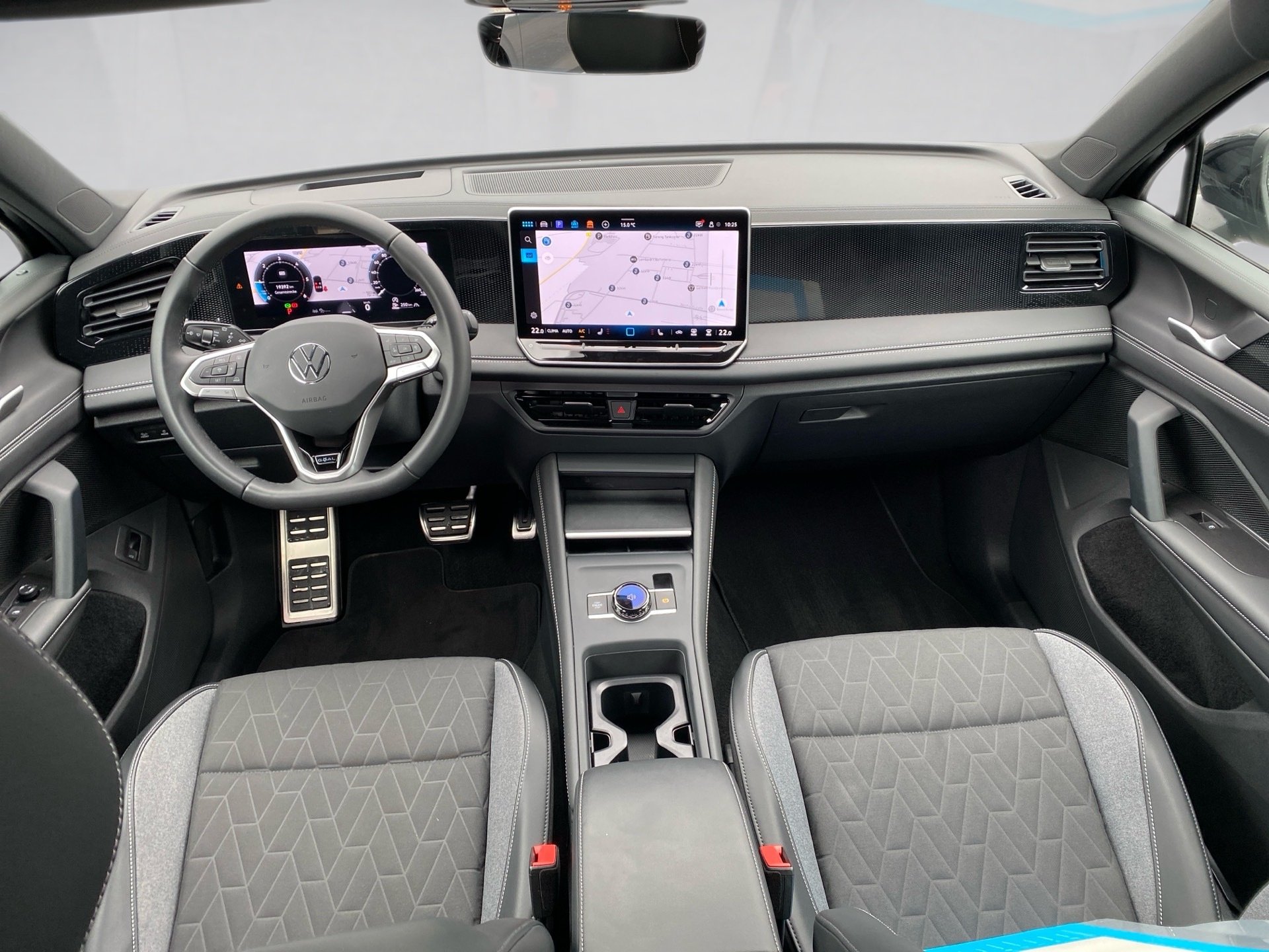 Tiguan 2.0 TDI GOAL DSG HD-Matrix AHK Navi ACC HuD